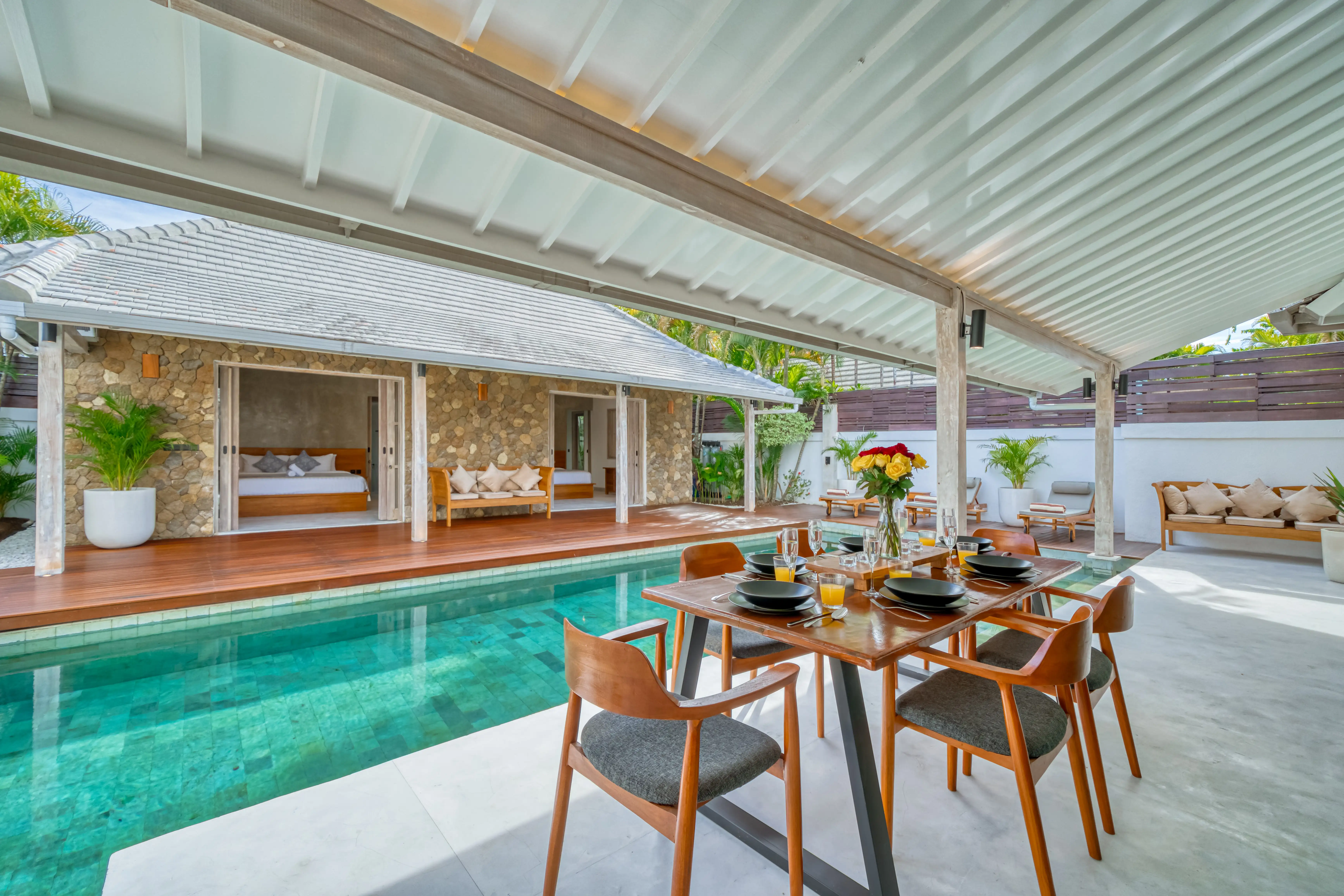 Villa 350m² in Indonesia, Seminyak. Priced at 245000$ rent photo-8