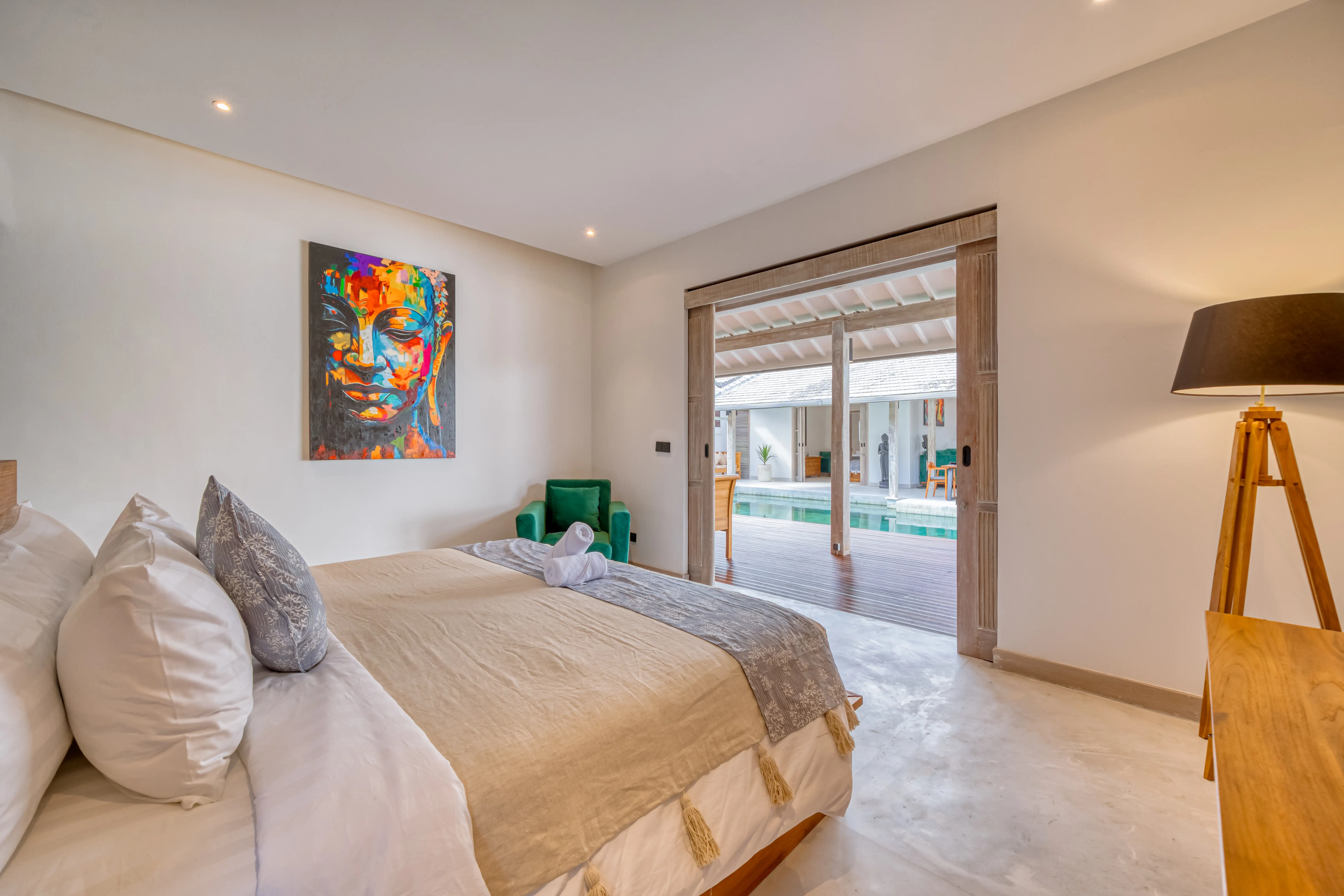 Villa 350m² in Indonesia, Seminyak. Priced at 245000$ rent photo-24
