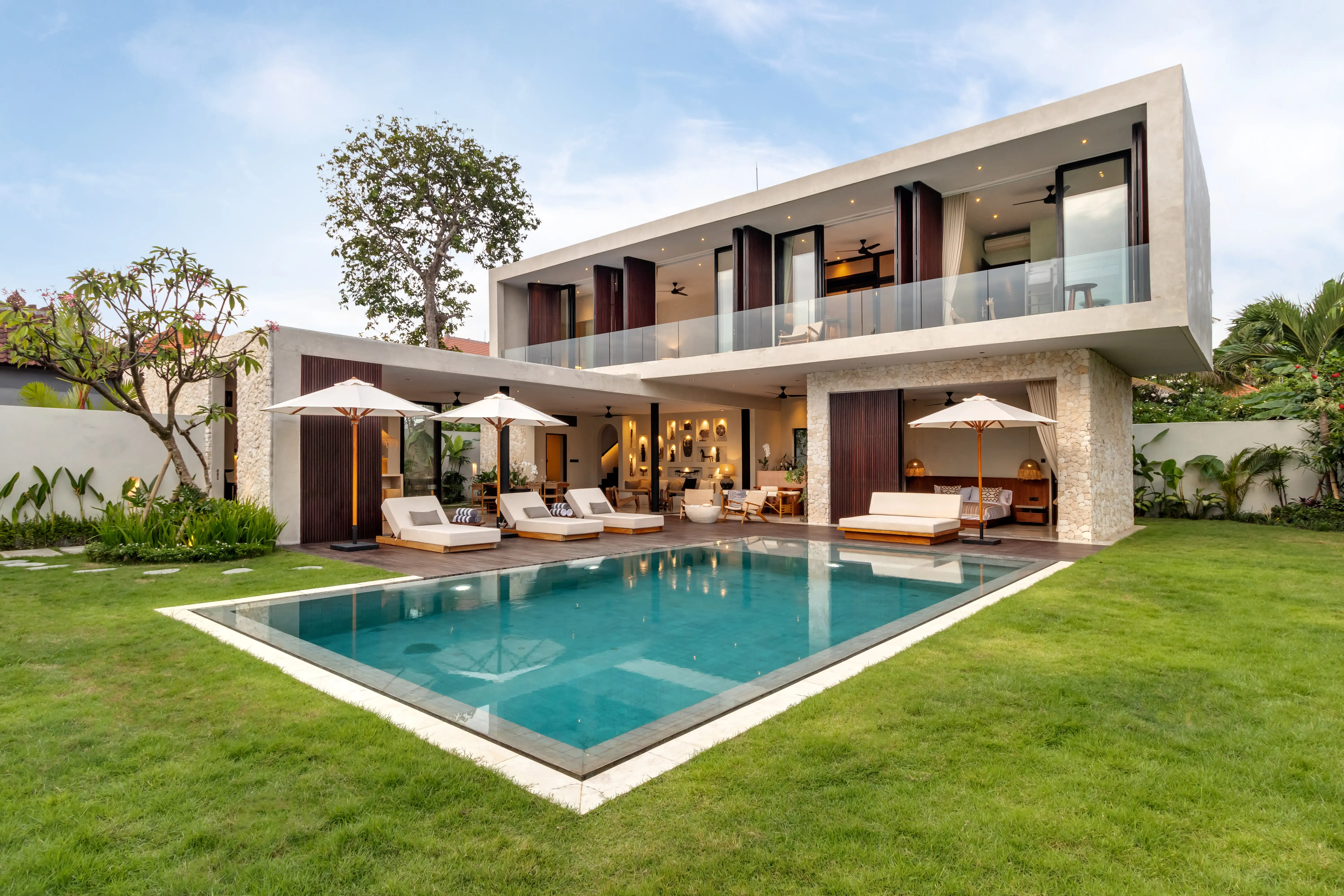 Villa 300m² in Indonesia, Canggu. Priced at 850000$ rent photo-3