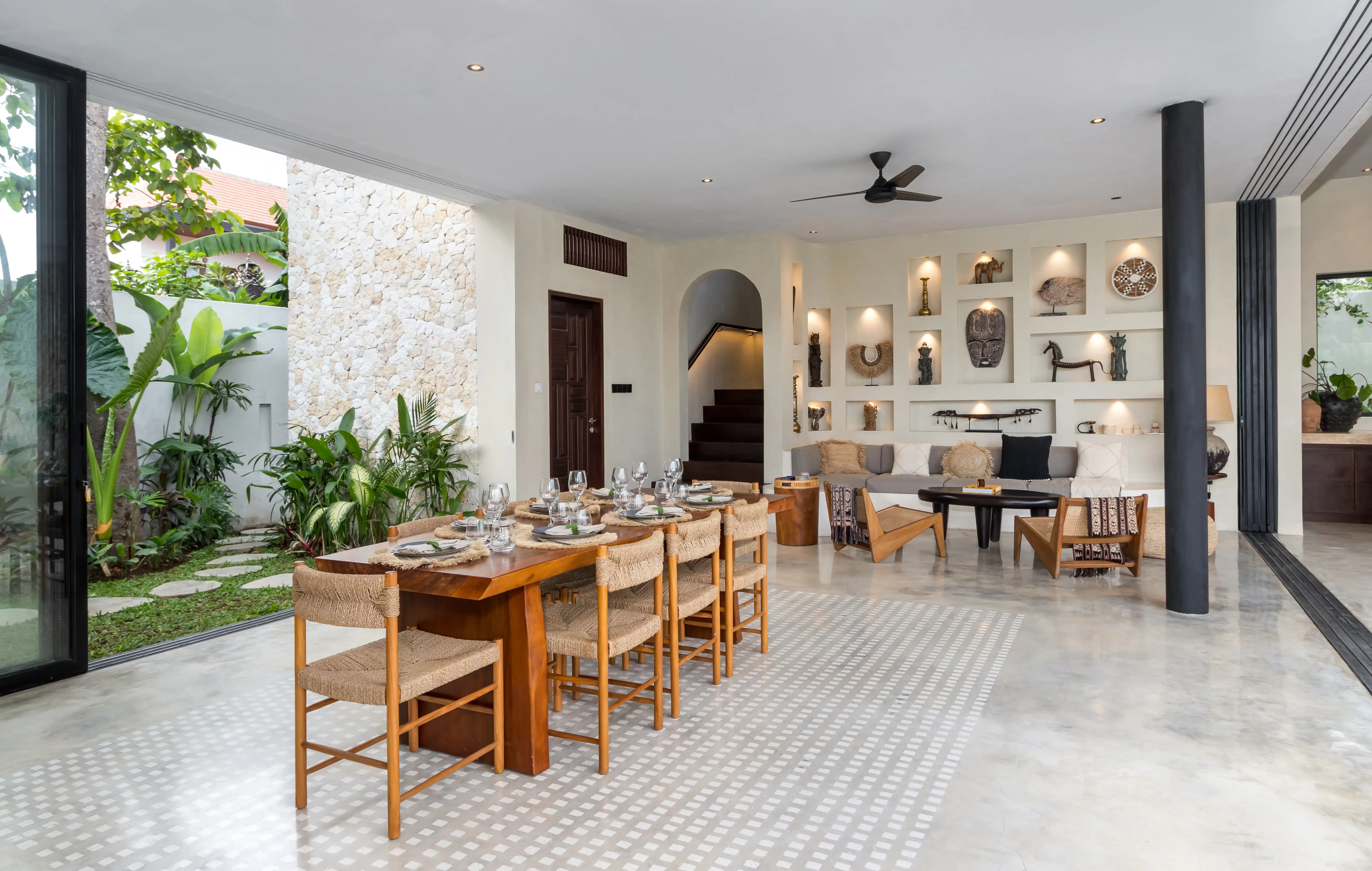 Villa 300m² in Indonesia, Canggu. Priced at 850000$ rent photo-10