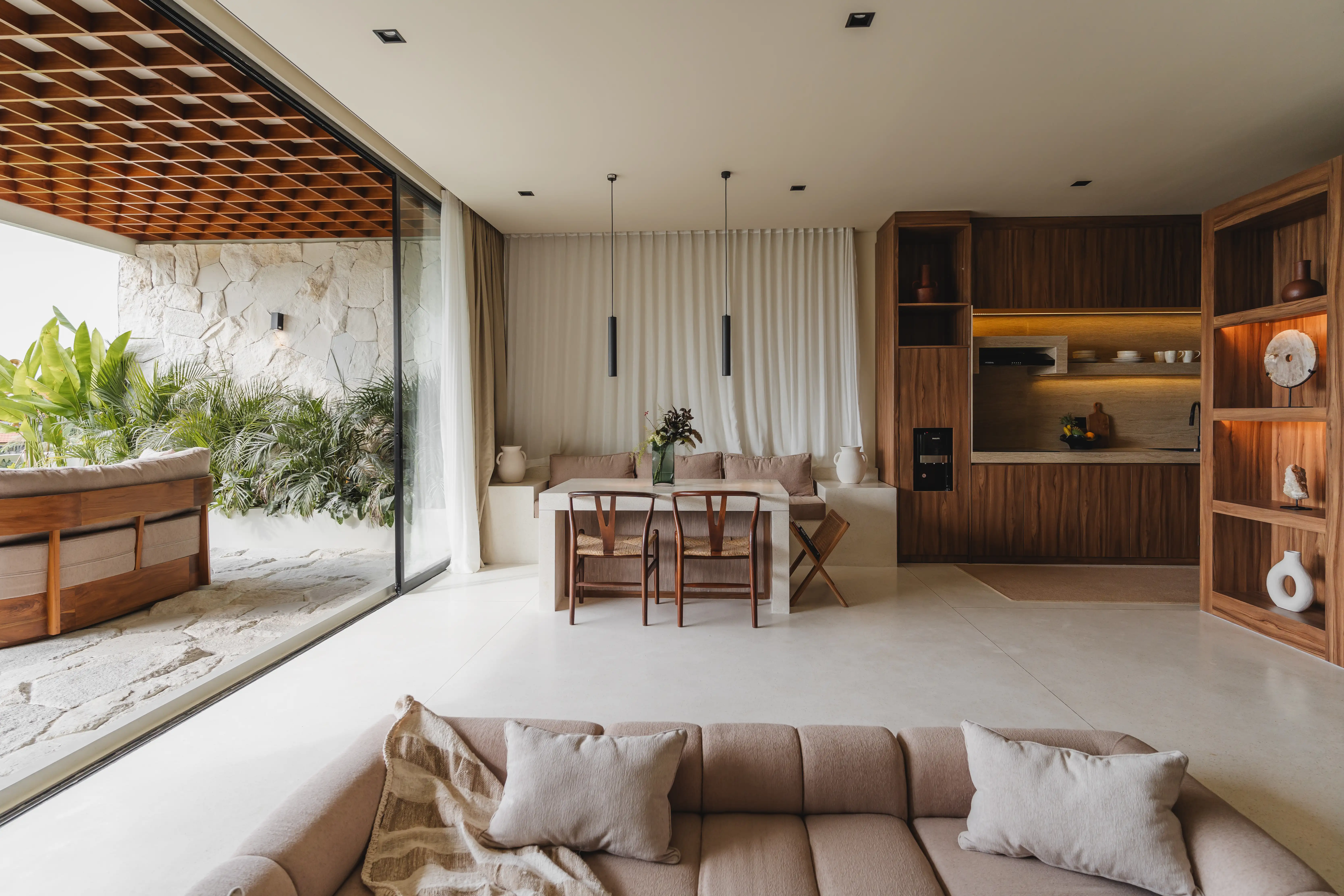 Flat 99m² in Indonesia, Canggu. Priced at 182000$ rent photo-7