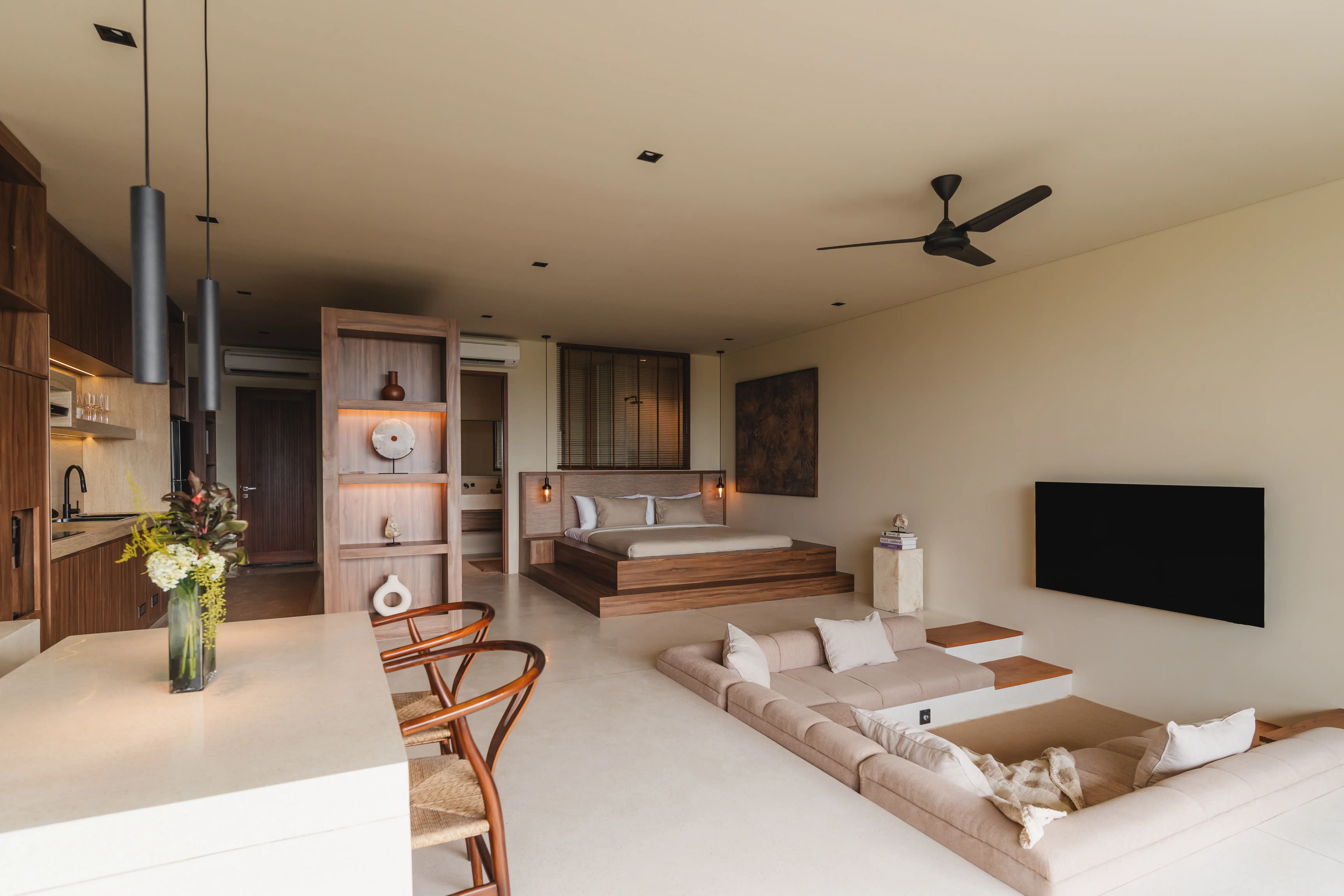 Flat 99m² in Indonesia, Canggu. Priced at 182000$ rent photo-30