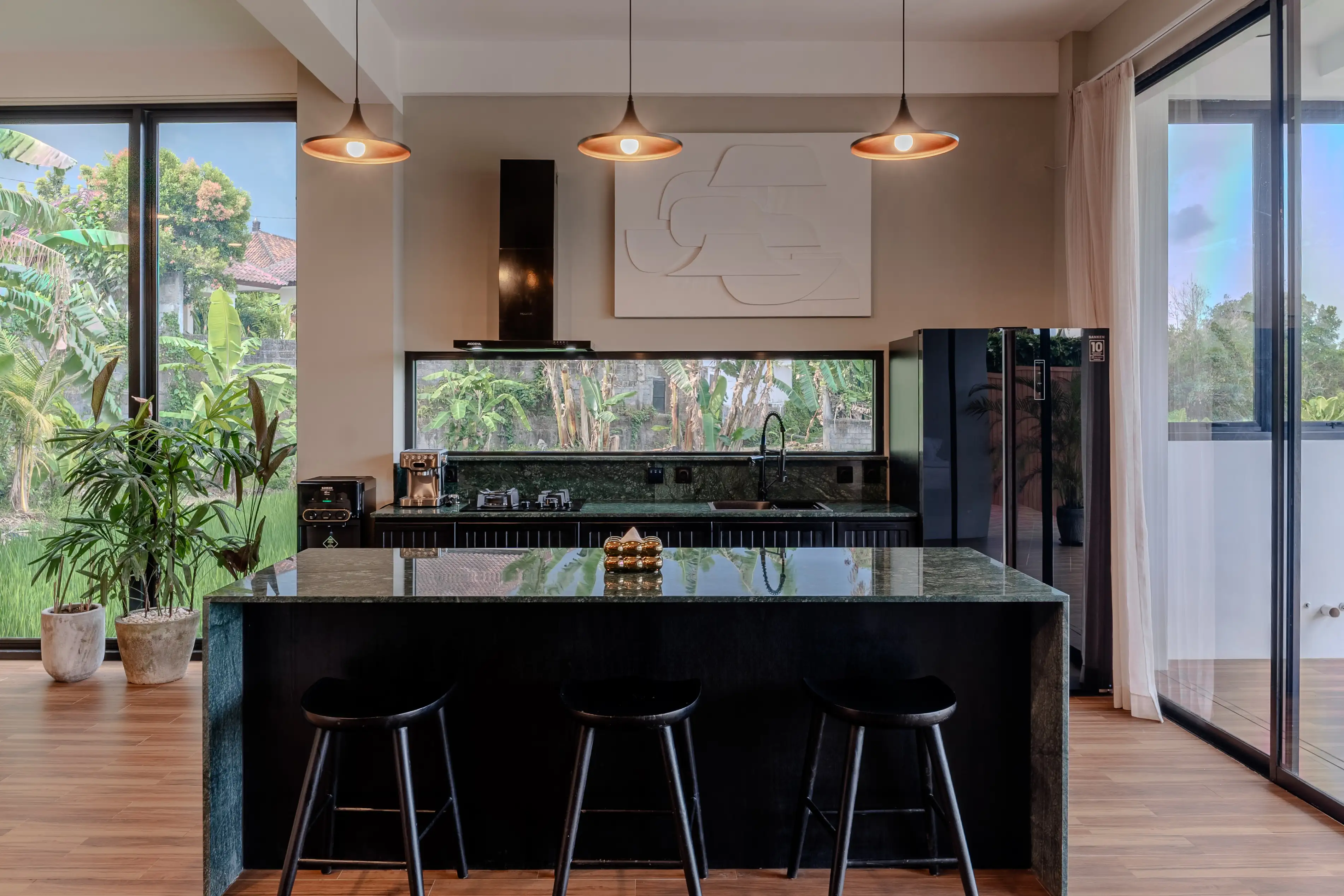 Villa 372m² in Indonesia, Canggu. Priced at 550000$ rent photo-19
