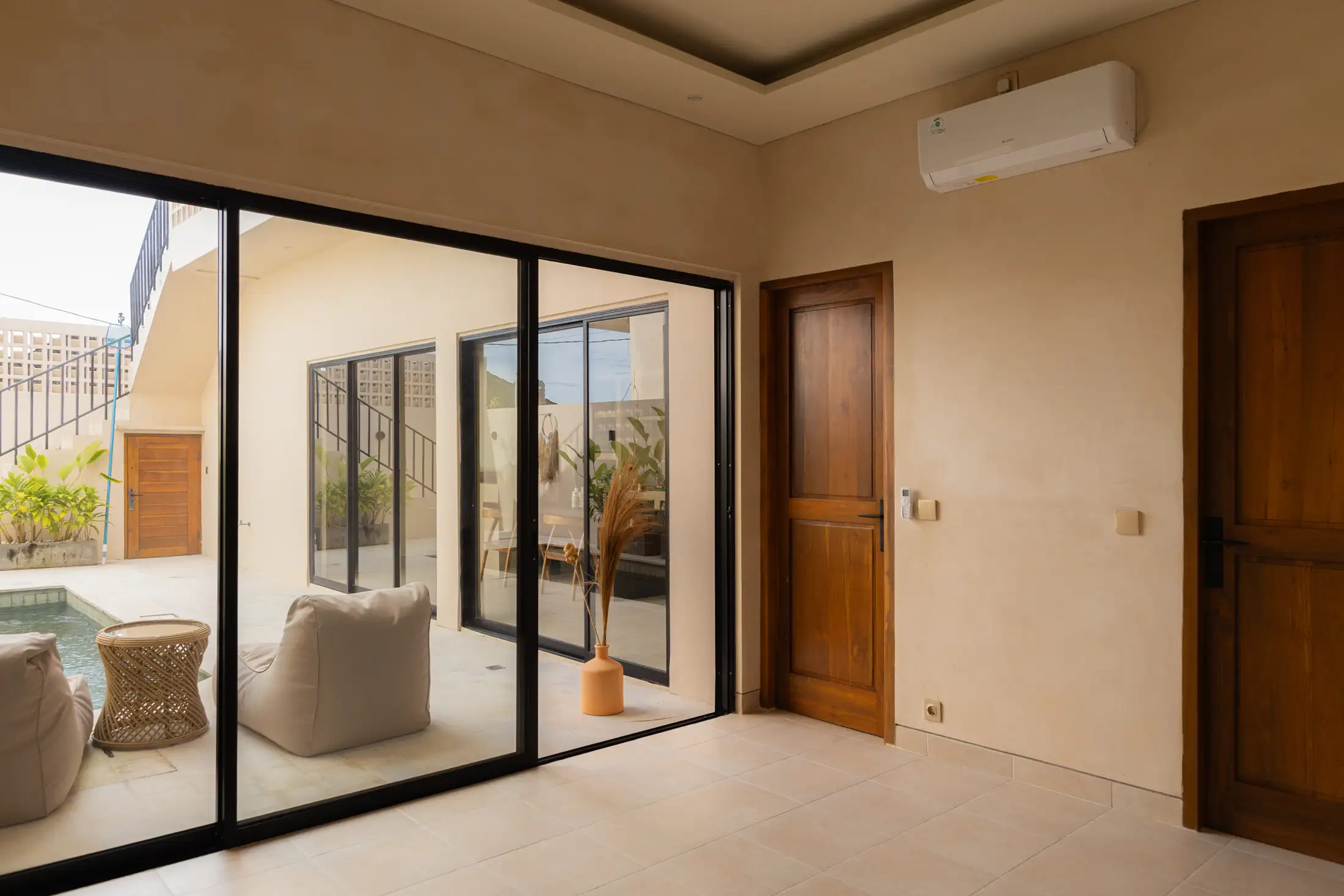 Villa 188m² in Indonesia, Canggu. Priced at 235000$ rent photo-10