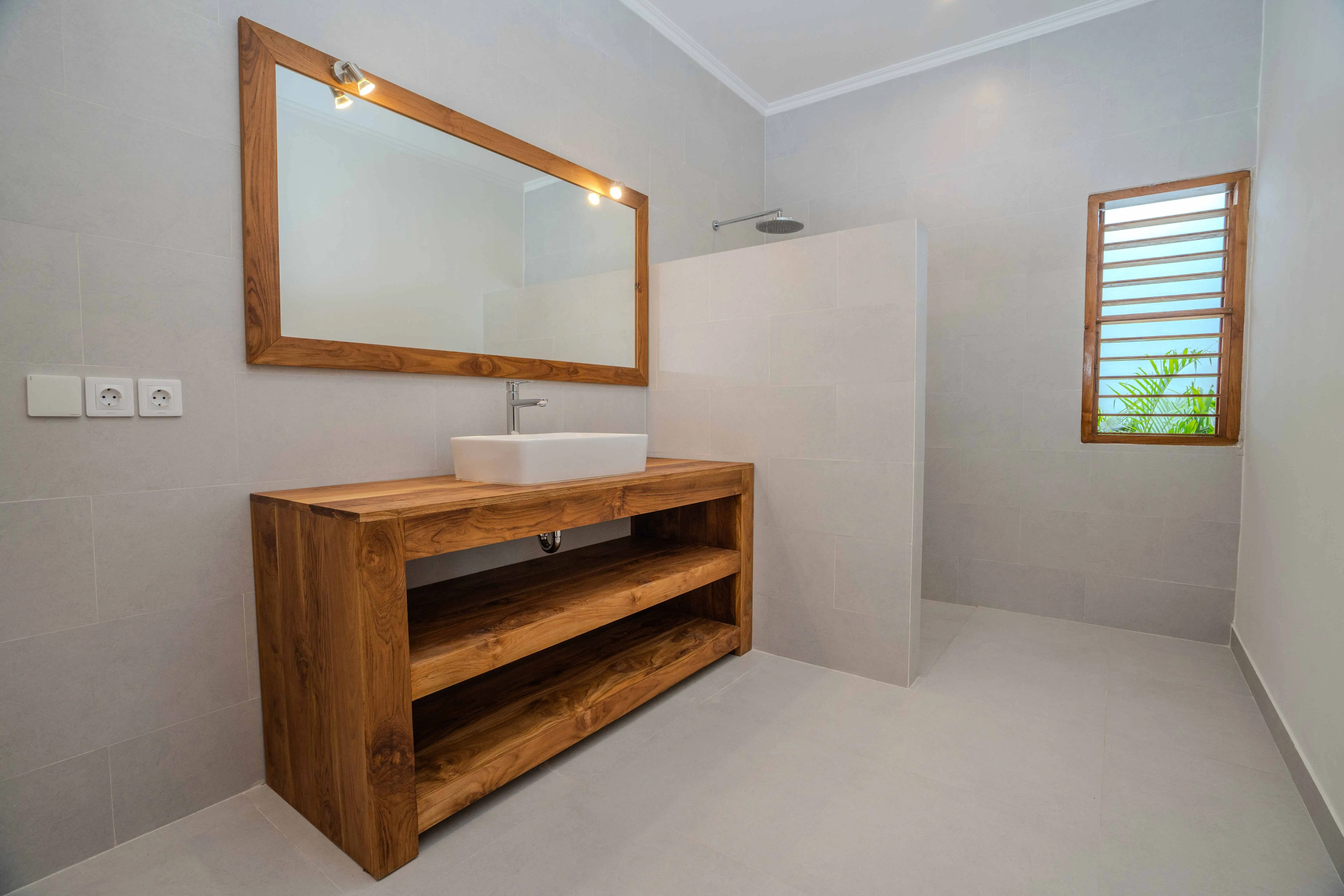 Villa 240m² in Indonesia, Canggu. Priced at 345000$ rent photo-17