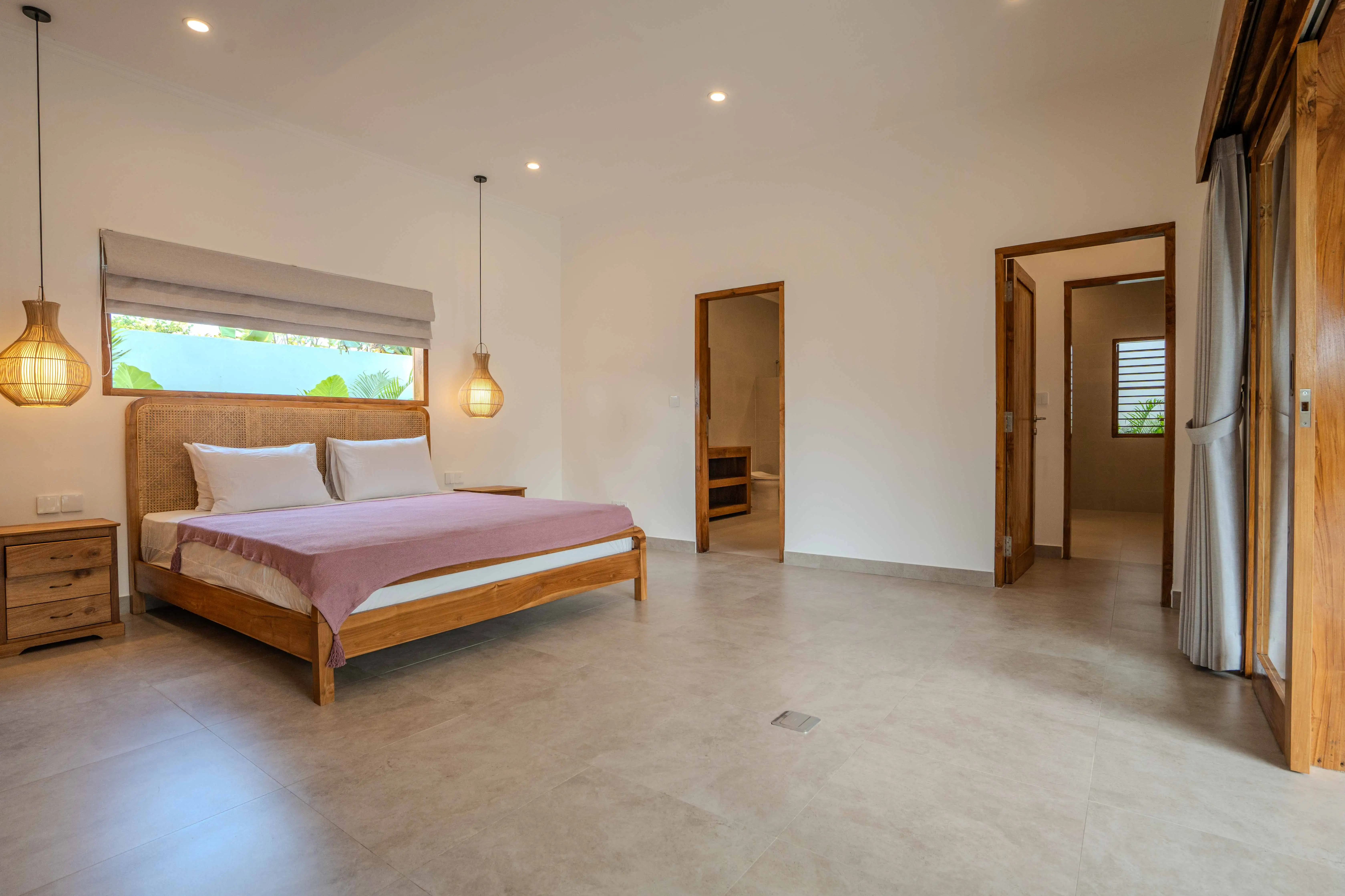 Villa 240m² in Indonesia, Canggu. Priced at 345000$ rent photo-21