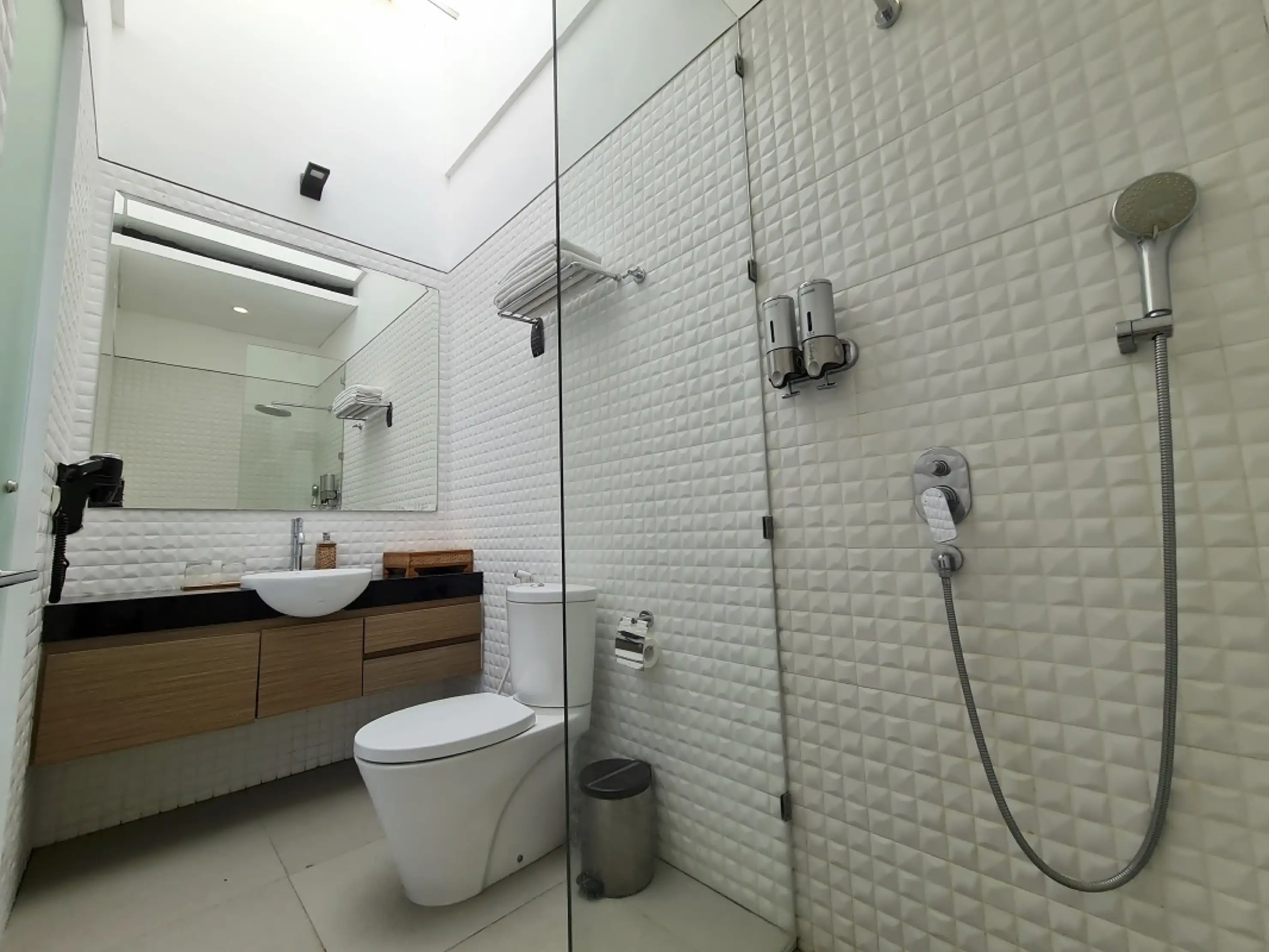 Villa 190m² in Indonesia, Bukit. Priced at 286714$ rent photo-1
