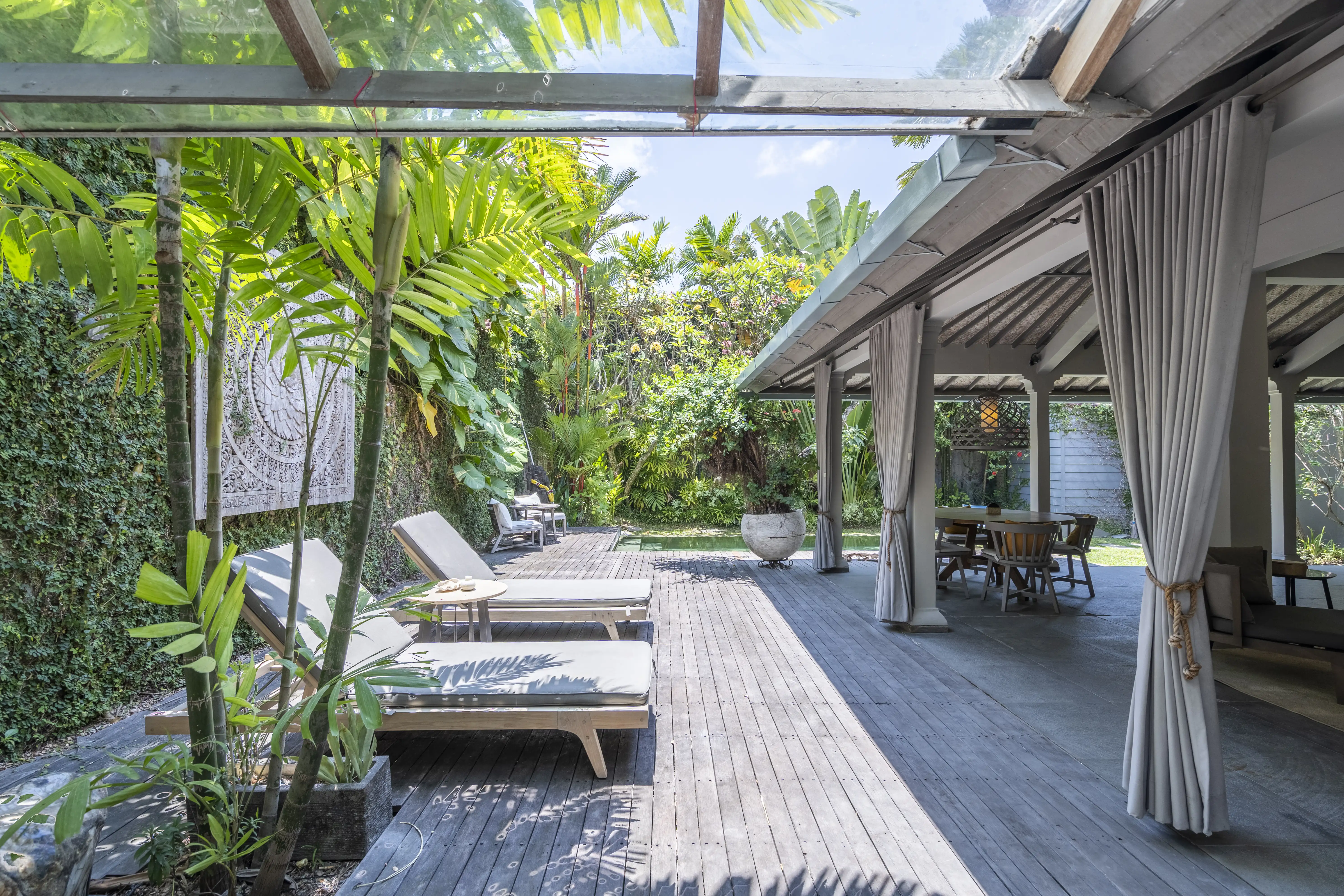 Villa 180m² in Indonesia, Seminyak. Priced at 375914$ rent photo-6