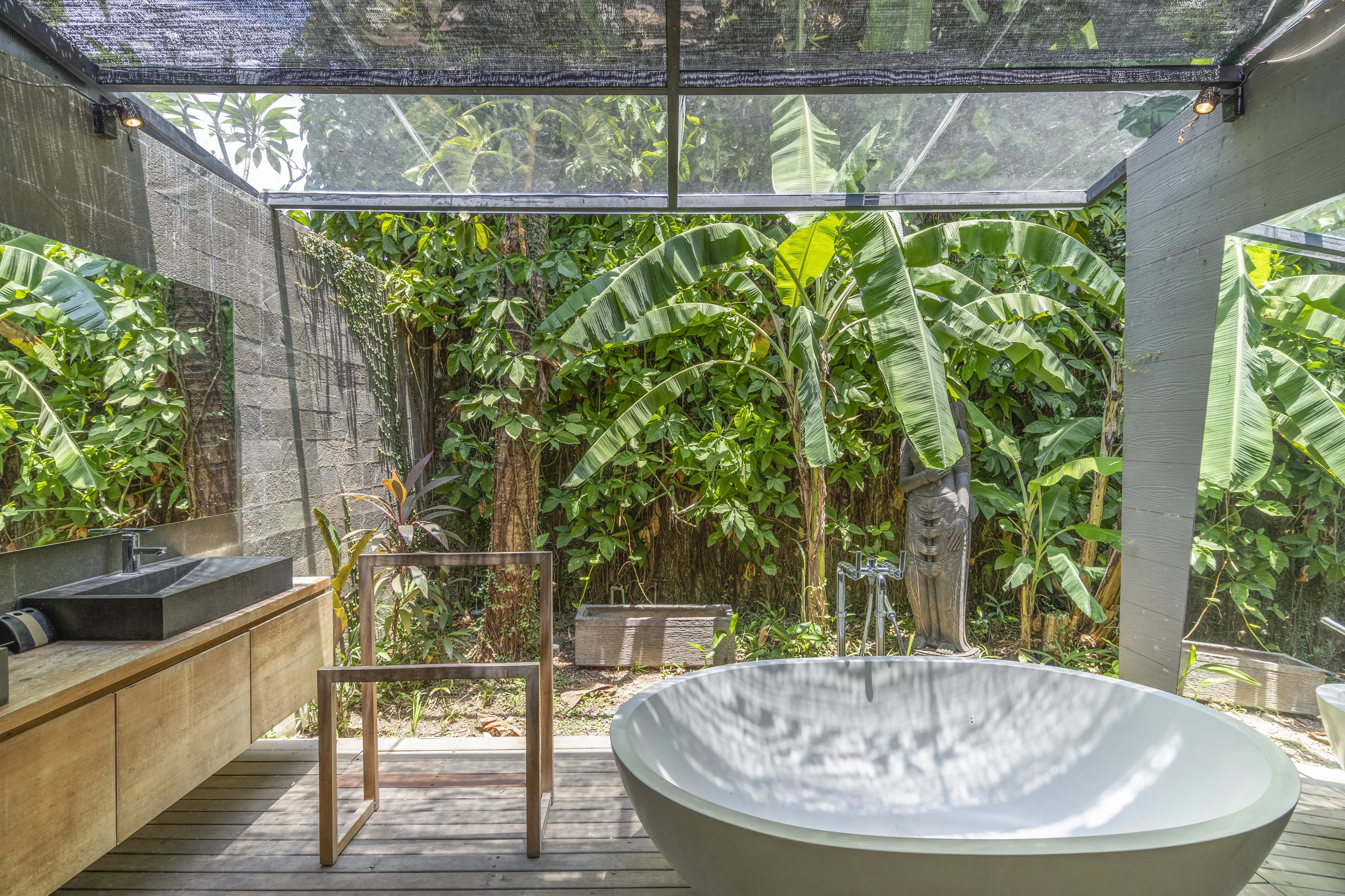 Villa 180m² in Indonesia, Seminyak. Priced at 375914$ rent photo-14