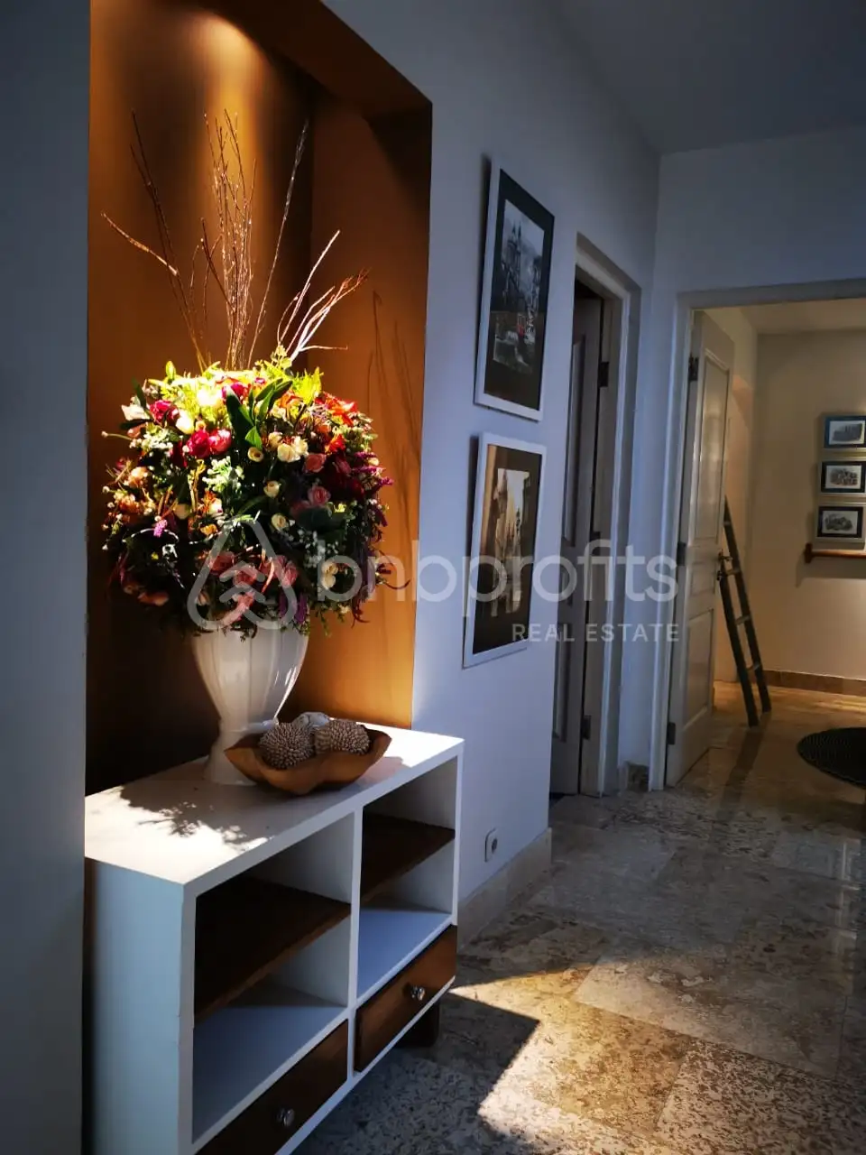Villa 200m² in Indonesia, Seminyak. Priced at 172028$ rent photo-5