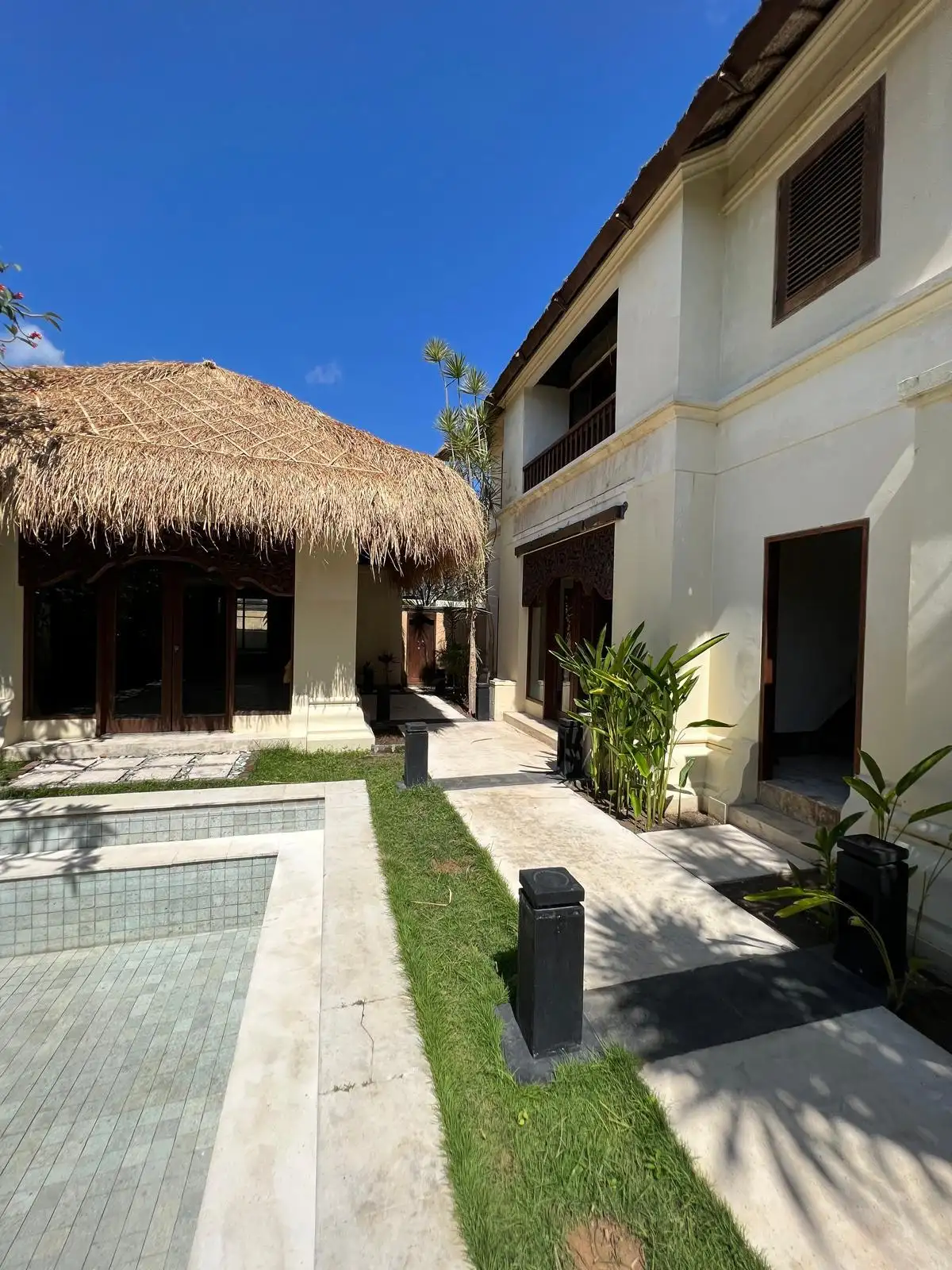 Villa 350m² in Indonesia, Bukit. Priced at 178934$ rent photo-6