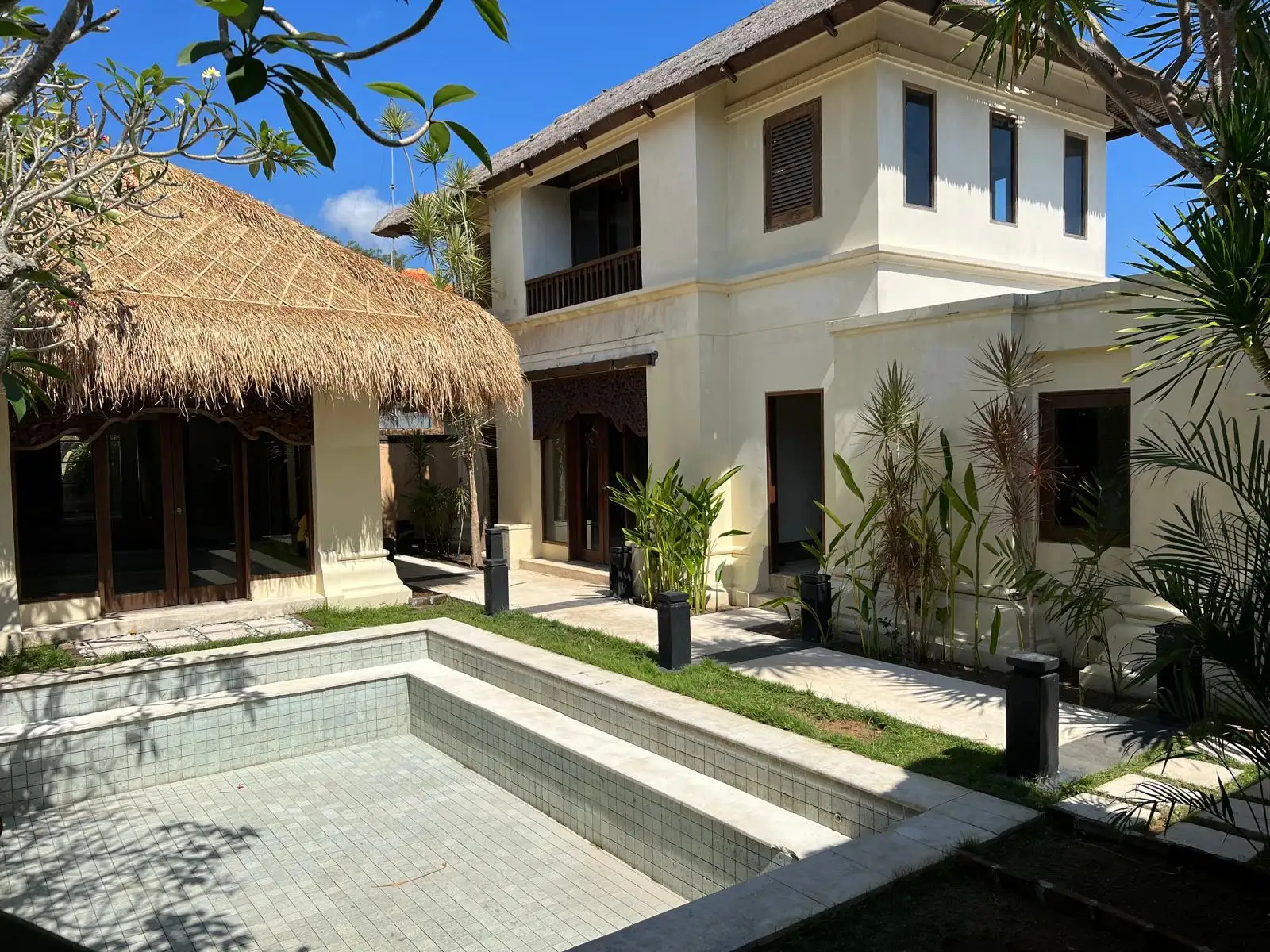 Villa 350m² in Indonesia, Bukit. Priced at 178934$ rent photo-11