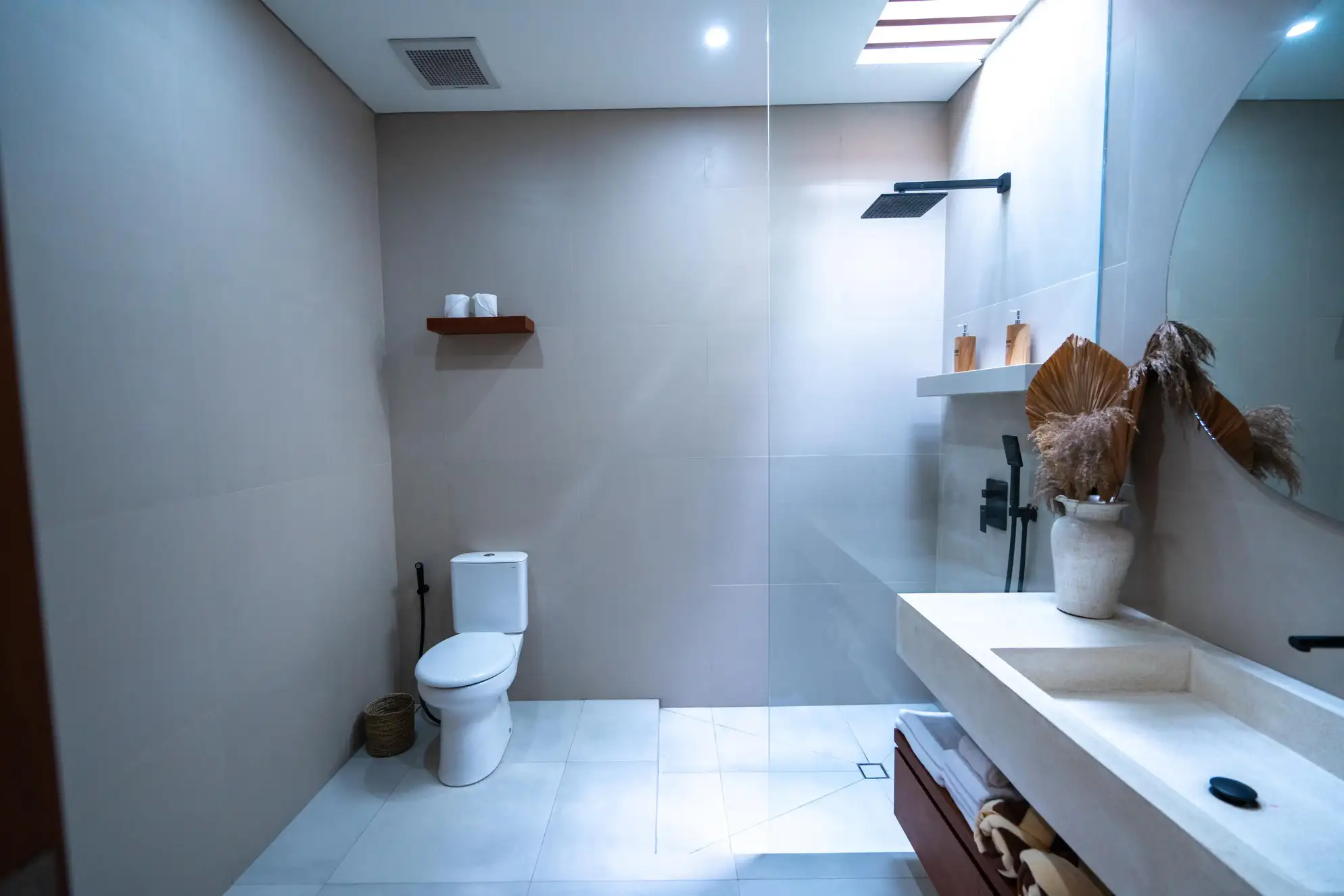 Villa 94m² in Indonesia, Umalas. Priced at 235000$ rent photo-6