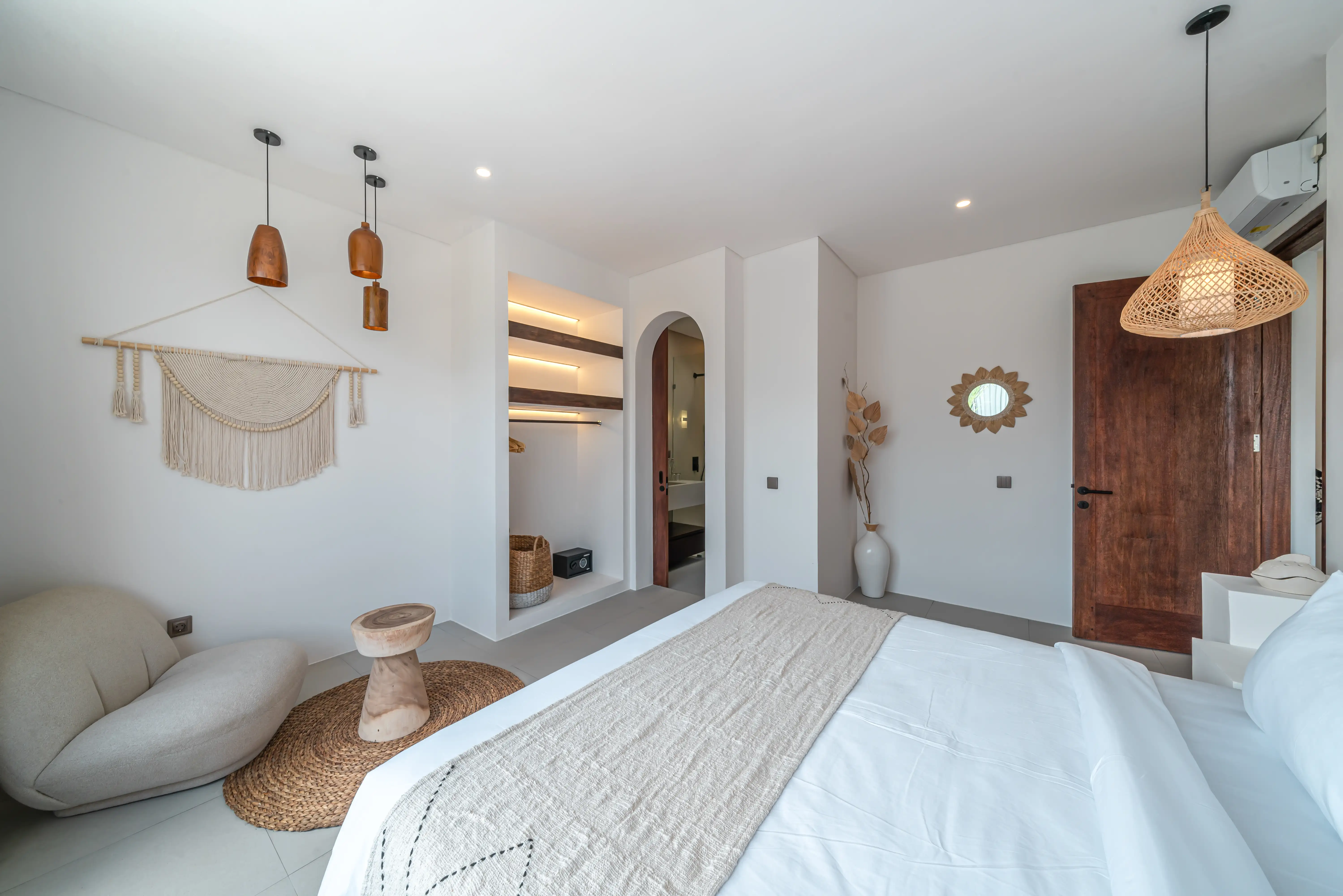 Villa 107m² in Indonesia, Canggu. Priced at 235000$ rent photo-26