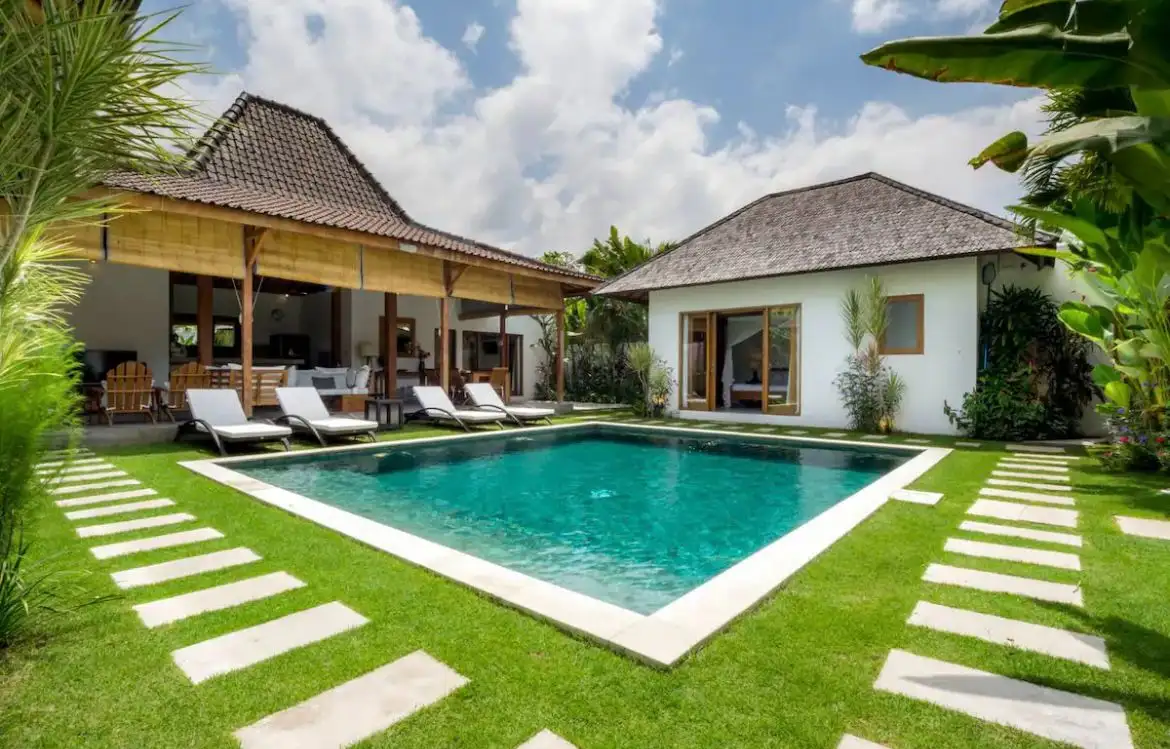 Villa 175m² in Indonesia, Seminyak. Priced at 413117$ rent photo-15