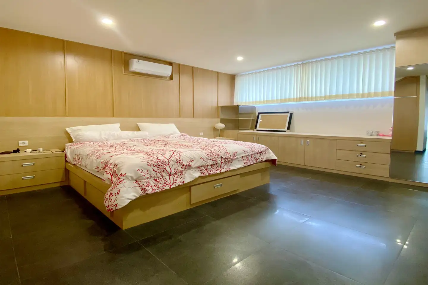 Villa 226m² in Indonesia, Bukit. Priced at 213257$ rent photo-3