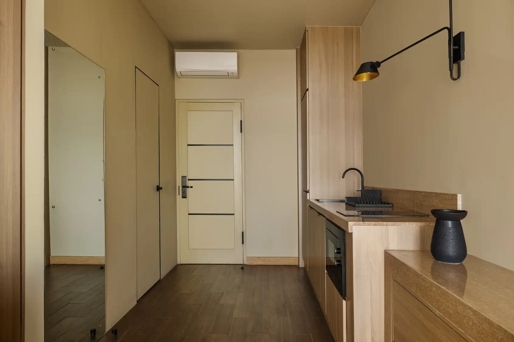 Flat 42m² in Indonesia, Canggu. Priced at 143000$ rent photo-9