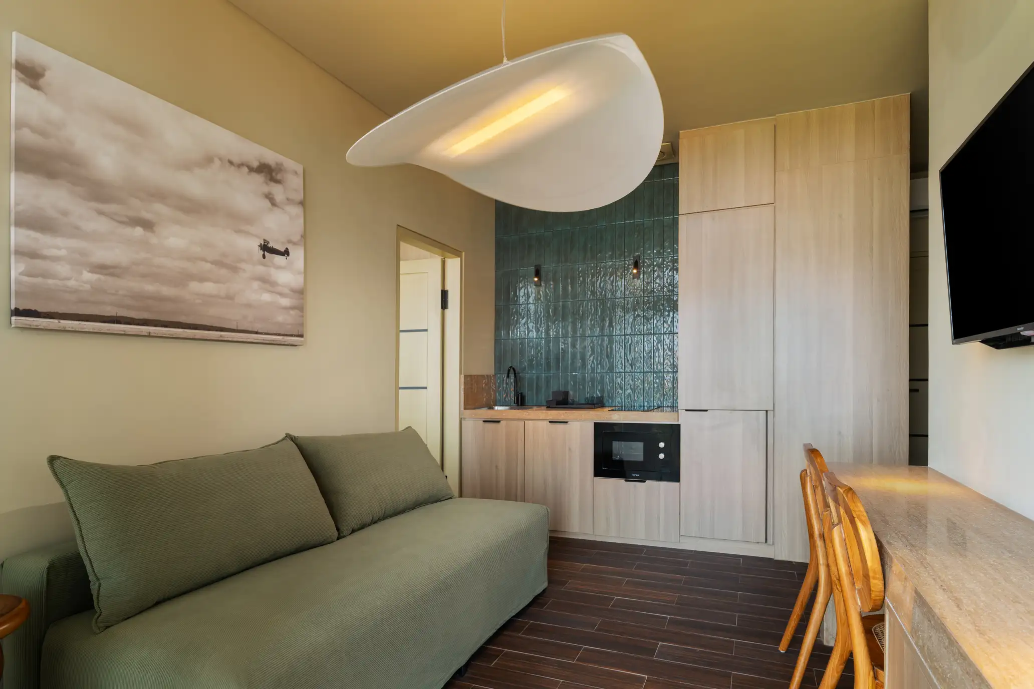 Flat 42m² in Indonesia, Canggu. Priced at 143000$ rent photo-13