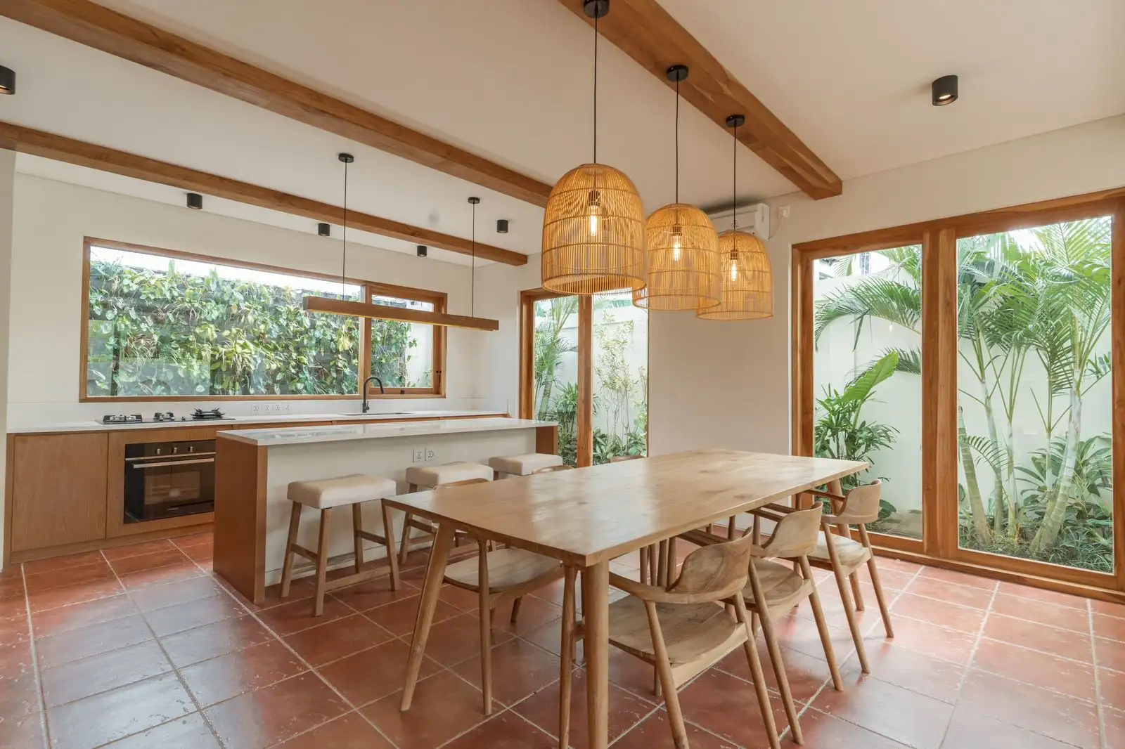 Villa 152m² in Indonesia, Canggu. Priced at 322793$ rent photo-12