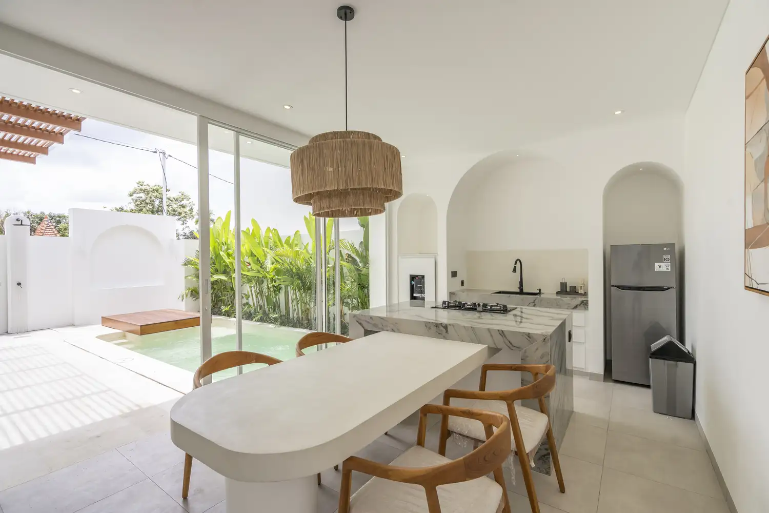 Villa 102m² in Indonesia, Canggu. Priced at 209000$ rent photo-14