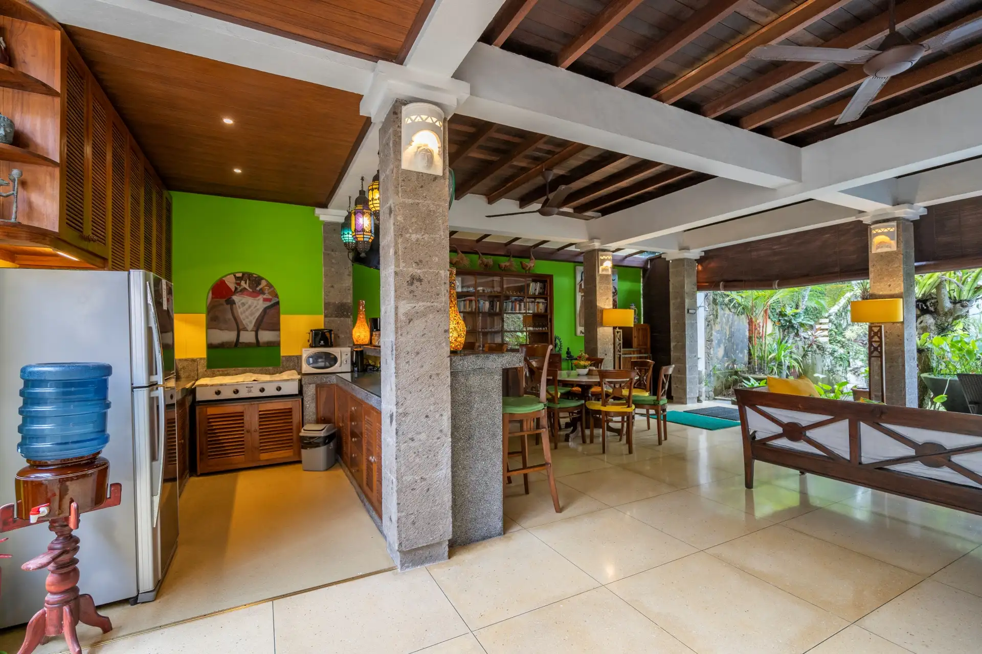 Villa 170m² in Indonesia, Seminyak. Priced at 250000$ rent photo-24