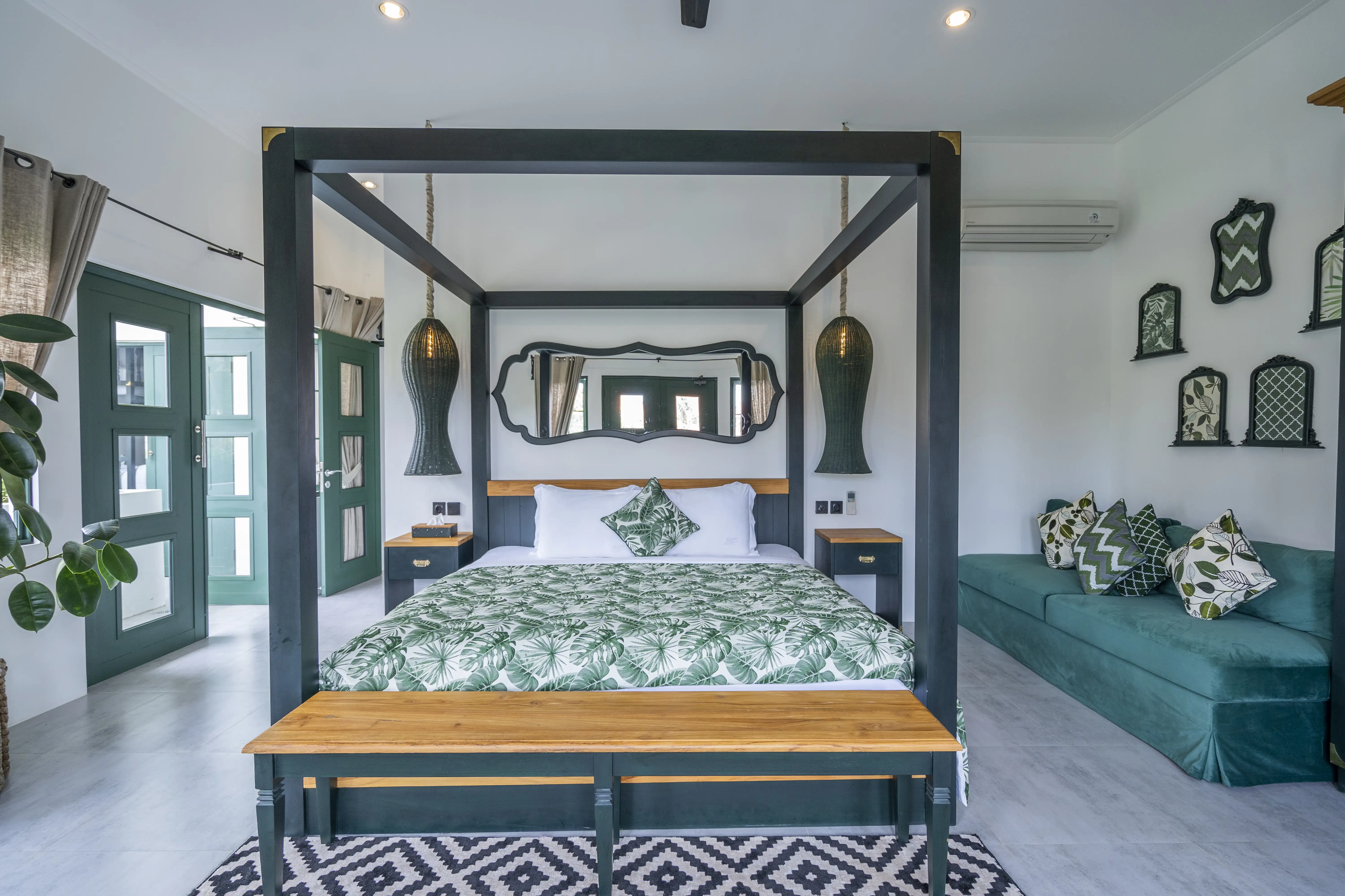 Villa 307m² in Indonesia, Canggu. Priced at 490000$ rent photo-16
