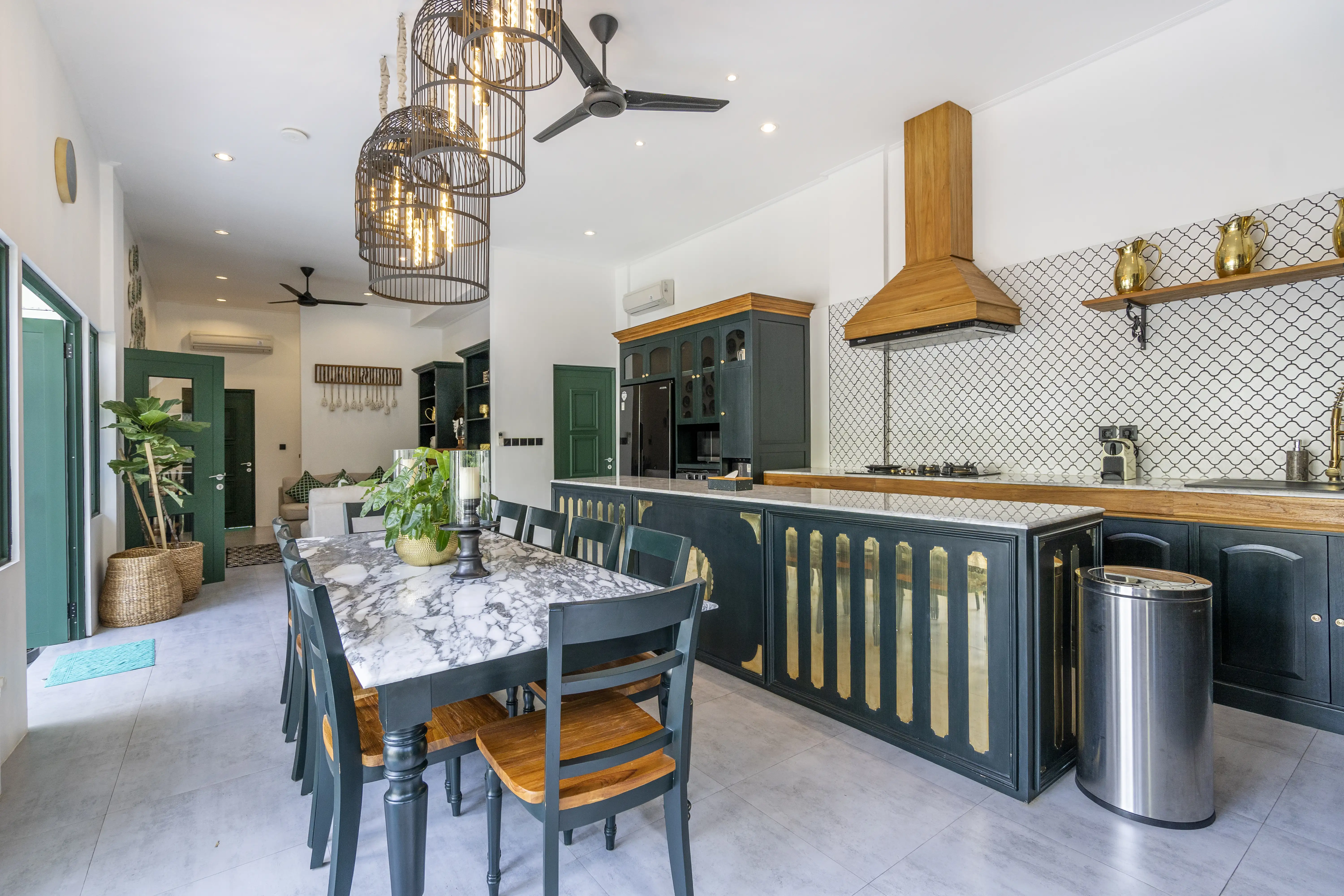 Villa 307m² in Indonesia, Canggu. Priced at 490000$ rent photo-20
