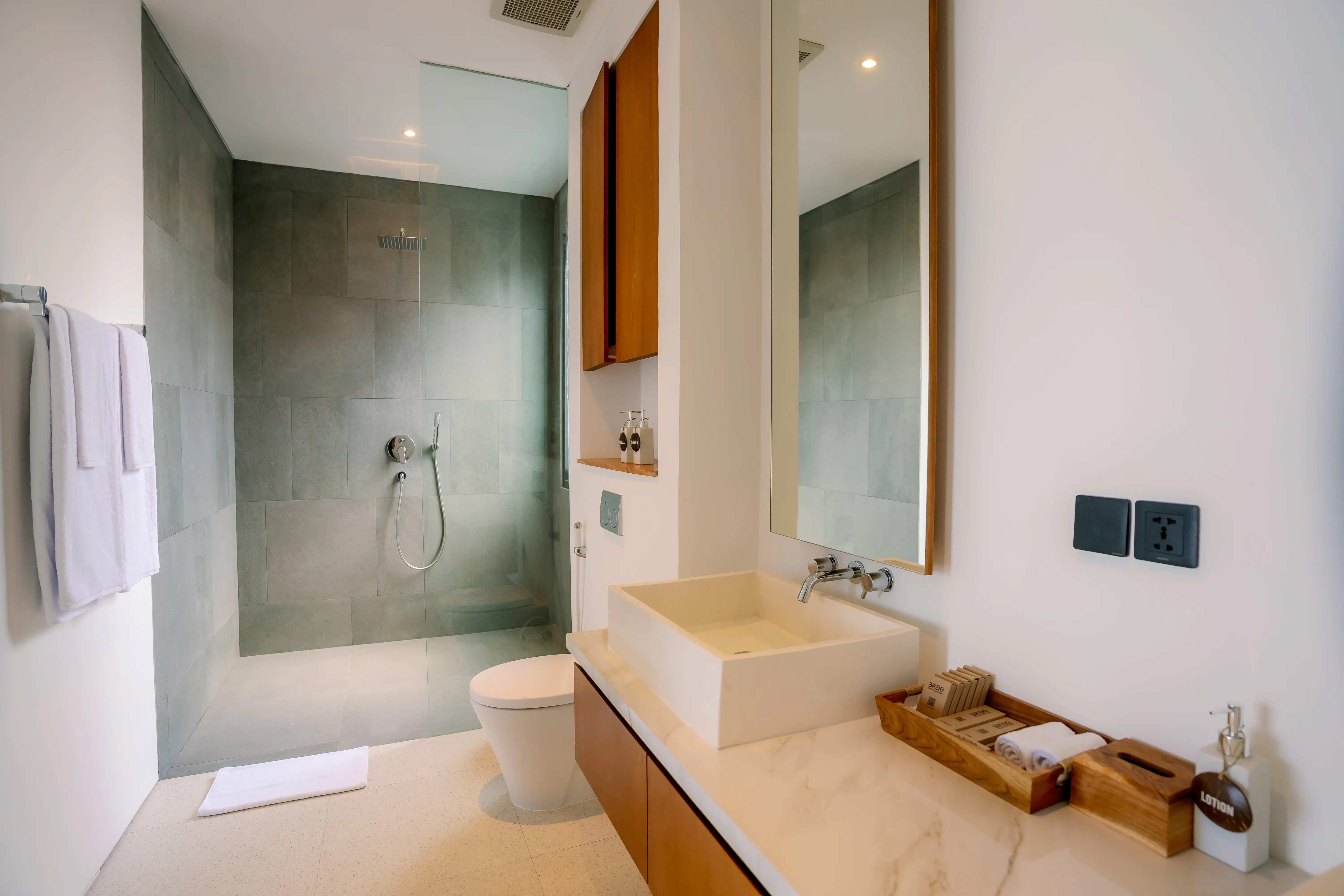 Villa 269m² in Indonesia, Canggu. Priced at 675000$ rent photo-10