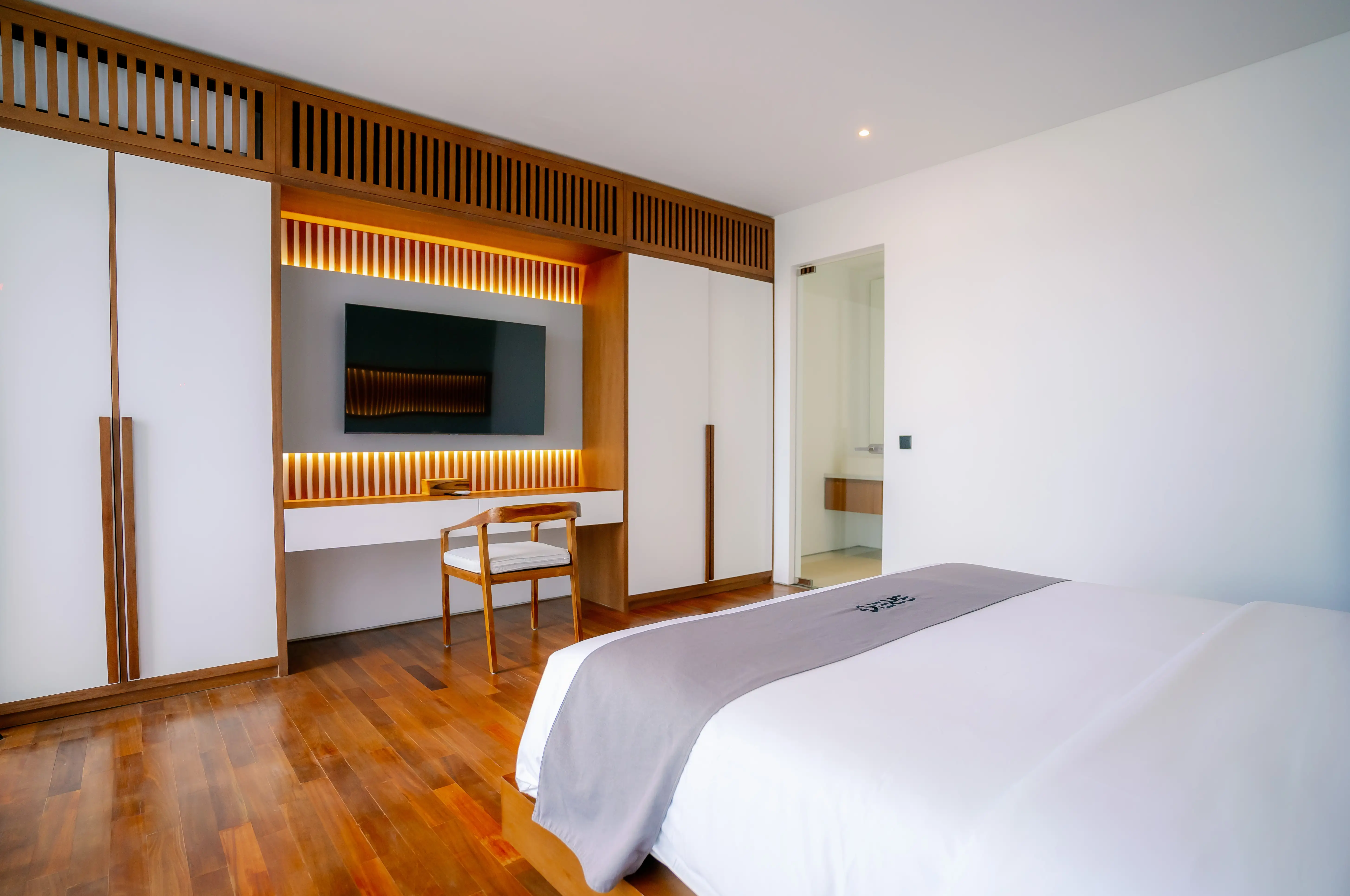 Villa 269m² in Indonesia, Canggu. Priced at 675000$ rent photo-16