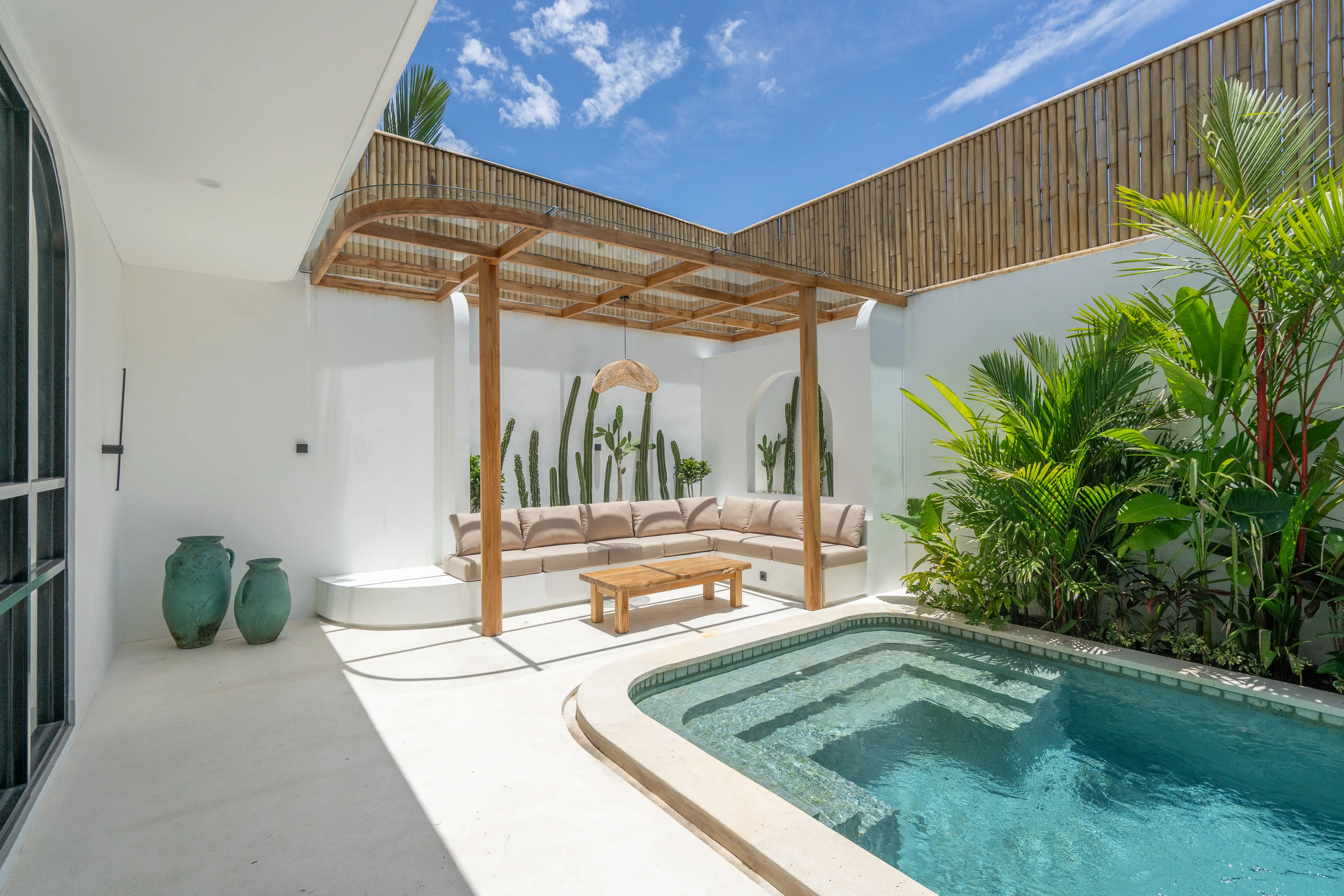 Villa 253m² in Indonesia, Umalas. Priced at 399000$ rent photo-26