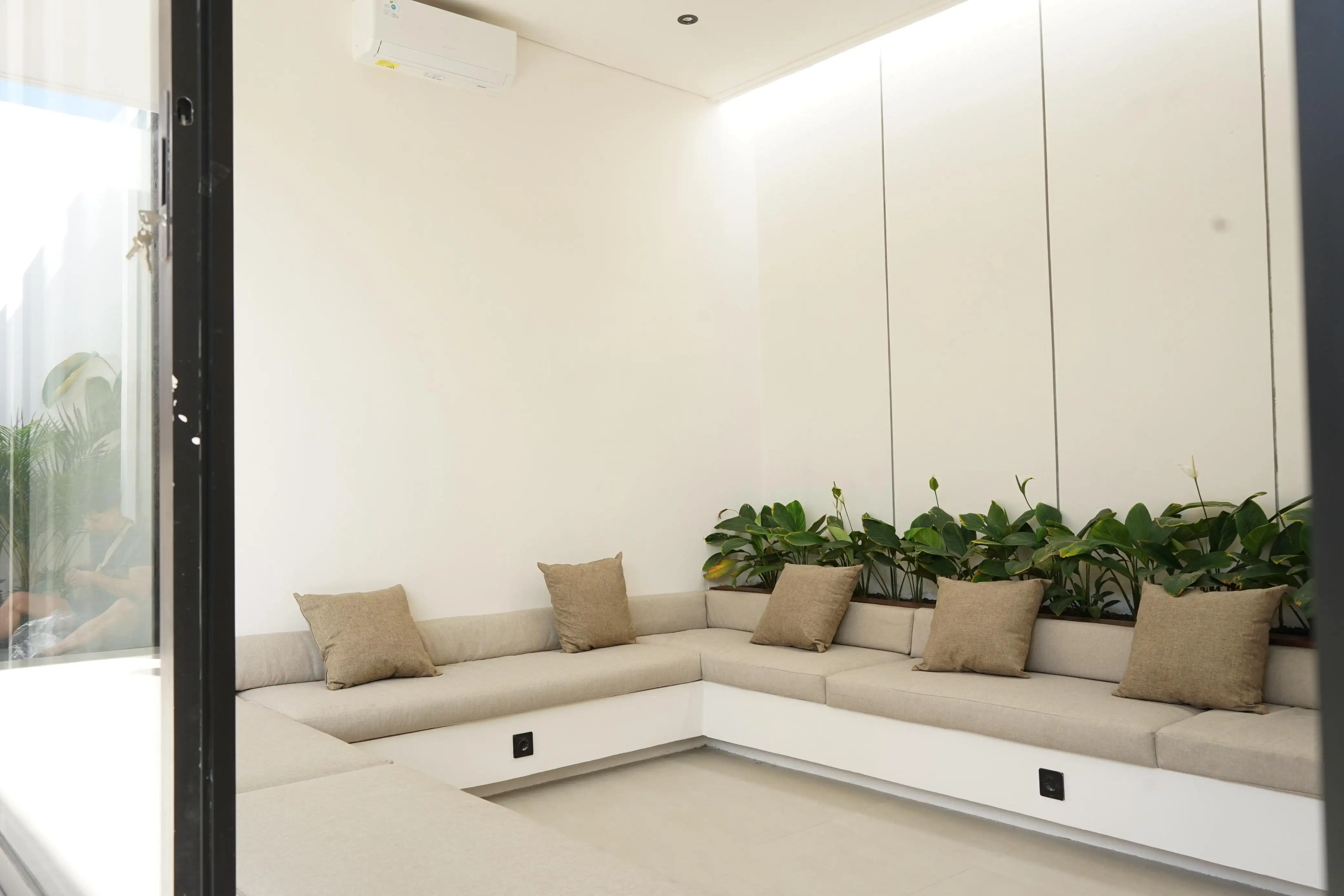 Villa 128m² in Indonesia, Canggu. Priced at 195000$ rent photo-5