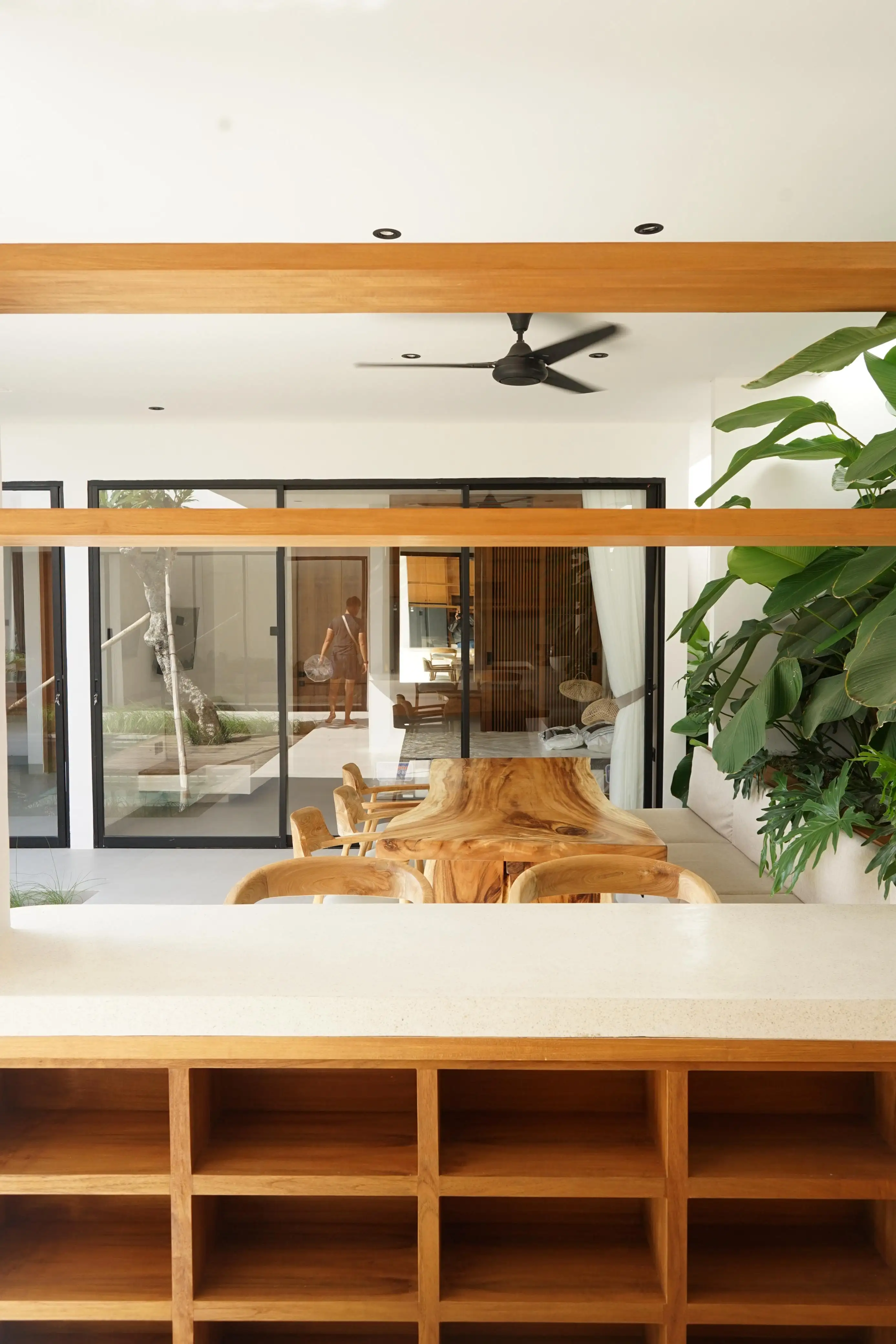 Villa 128m² in Indonesia, Canggu. Priced at 195000$ rent photo-10