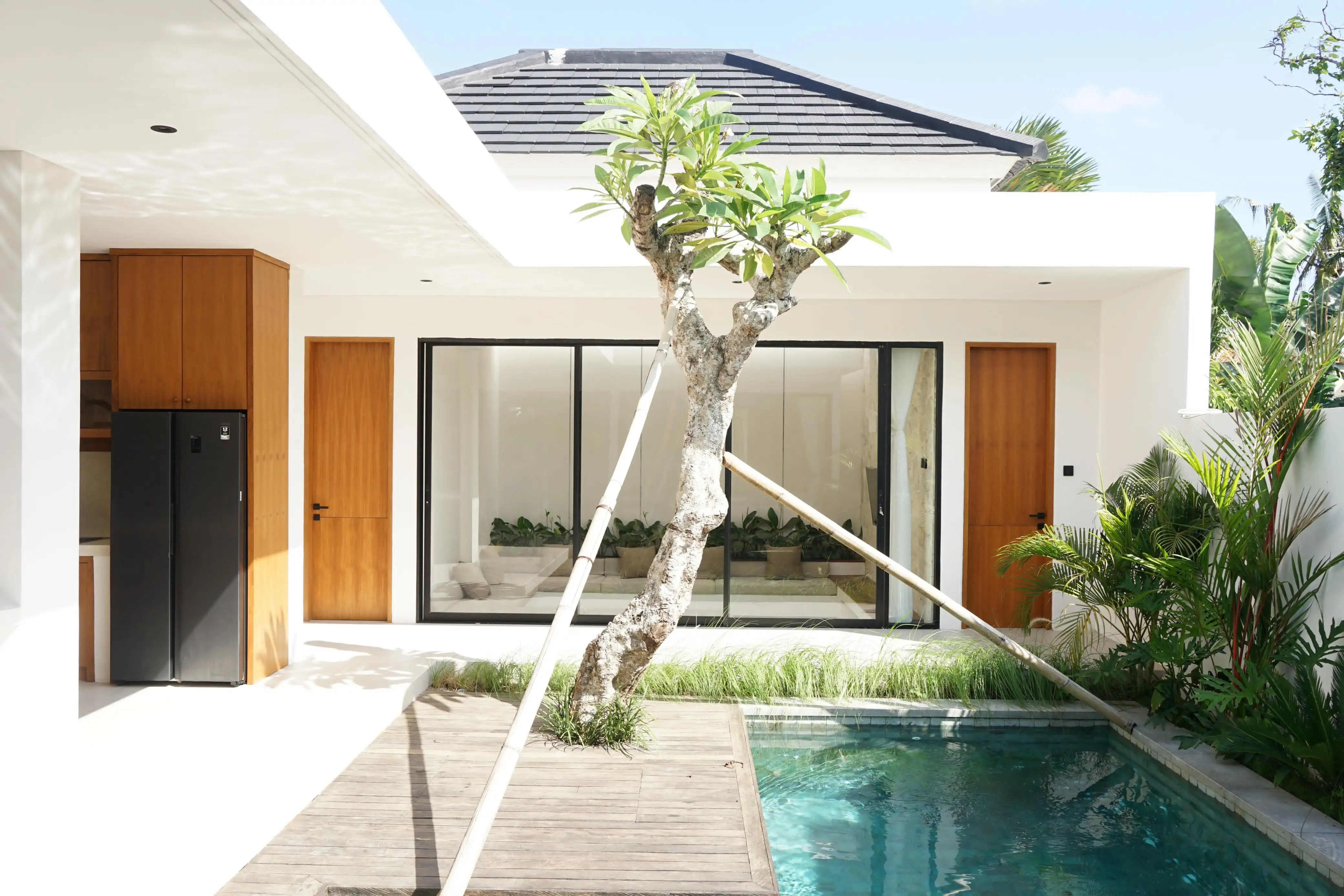 Villa 128m² in Indonesia, Canggu. Priced at 195000$ rent photo-12