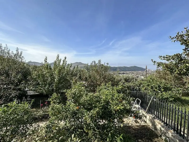 House 315m² in Montenegro, Zaljevo. Priced at 350000€ rent photo-4