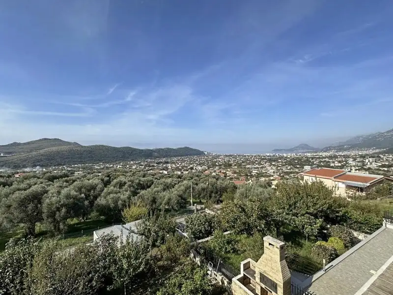 House 315m² in Montenegro, Zaljevo. Priced at 350000€ rent photo-12