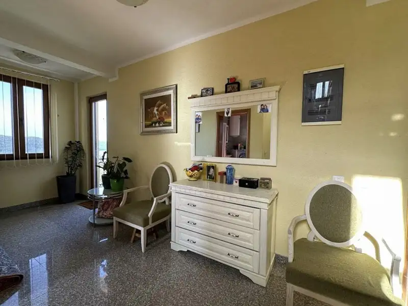 House 315m² in Montenegro, Zaljevo. Priced at 350000€ rent photo-21