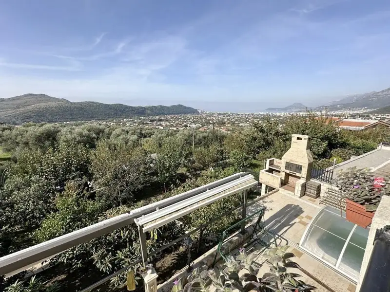 House 315m² in Montenegro, Zaljevo. Priced at 350000€ rent photo-27