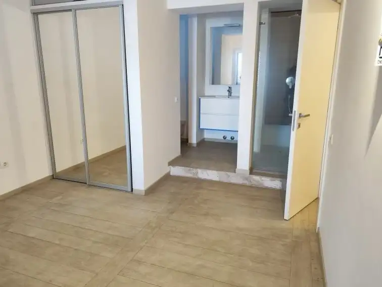 House 300m² in Montenegro, Morinj. Priced at 800000€ rent photo-7