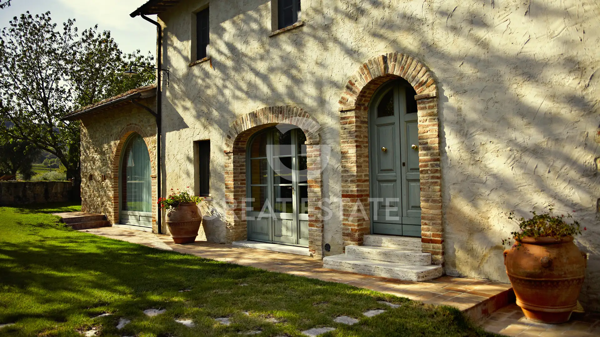 House 713m² in Italy, Siena. Priced at 3700000€ rent photo-5