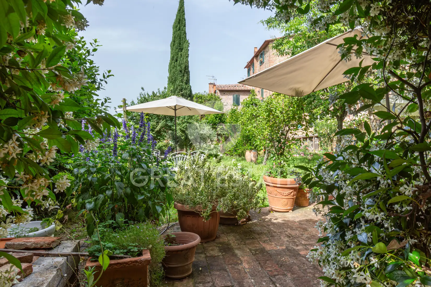 Villa 479m² in Italy, Perugia. Priced at 890000€ rent photo-14