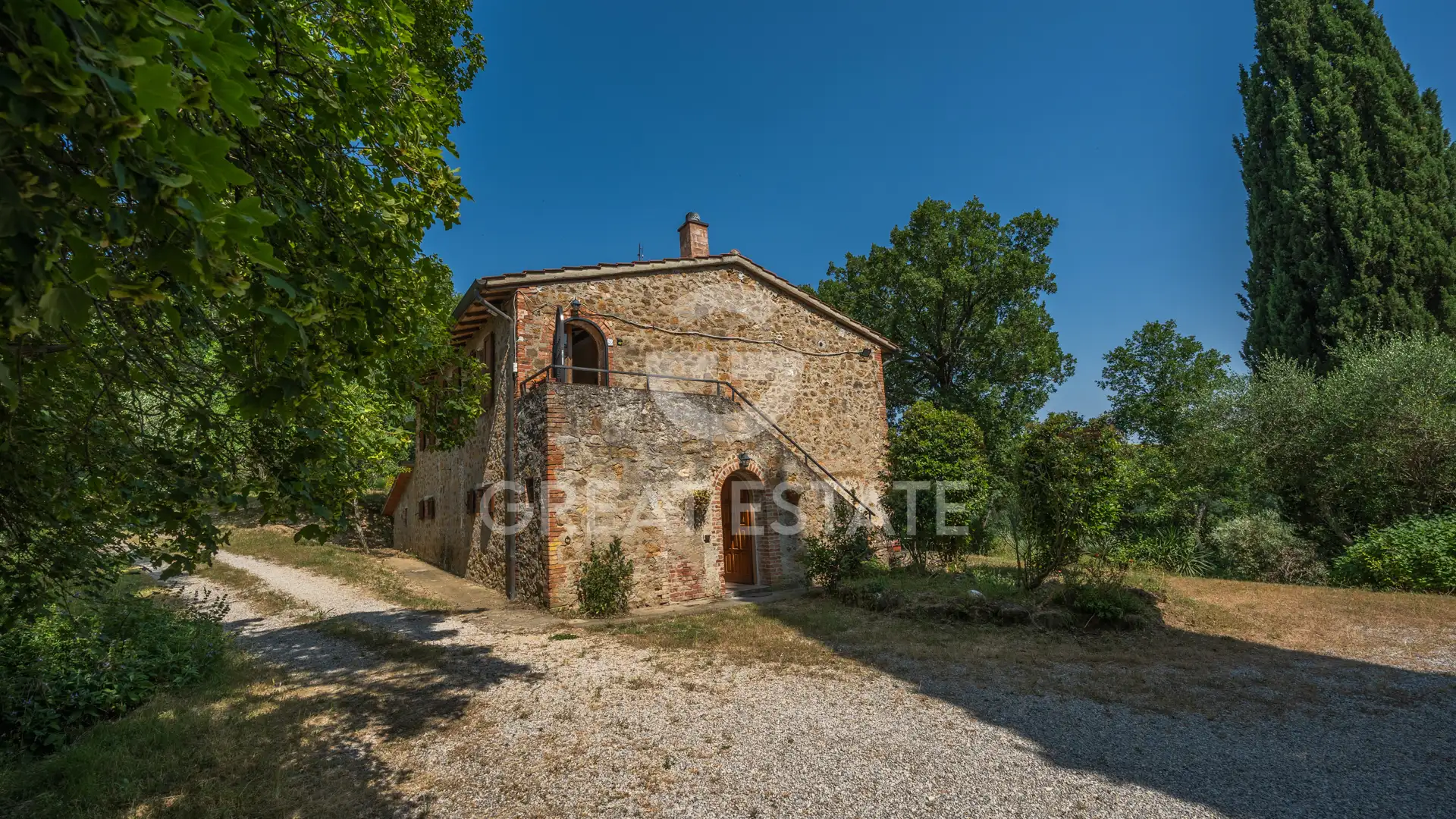 House 244m² in Italy, Siena. Priced at 850000€ rent photo-6