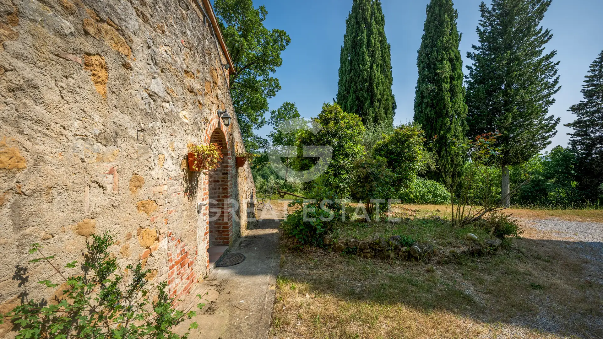 House 244m² in Italy, Siena. Priced at 850000€ rent photo-7