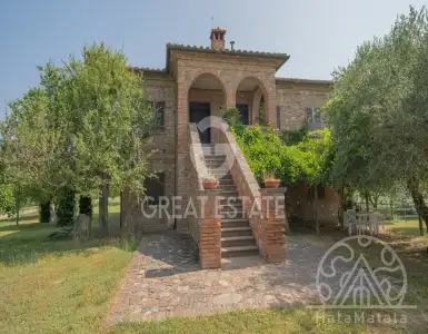 Buy in Italy for 4000000€