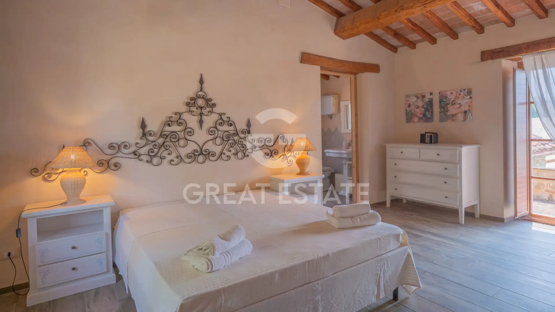 House 537m² in Italy, Perugia. Priced at 1450000€ rent photo-9