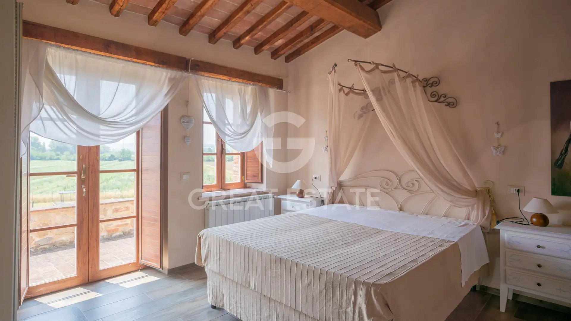 House 537m² in Italy, Perugia. Priced at 1450000€ rent photo-12