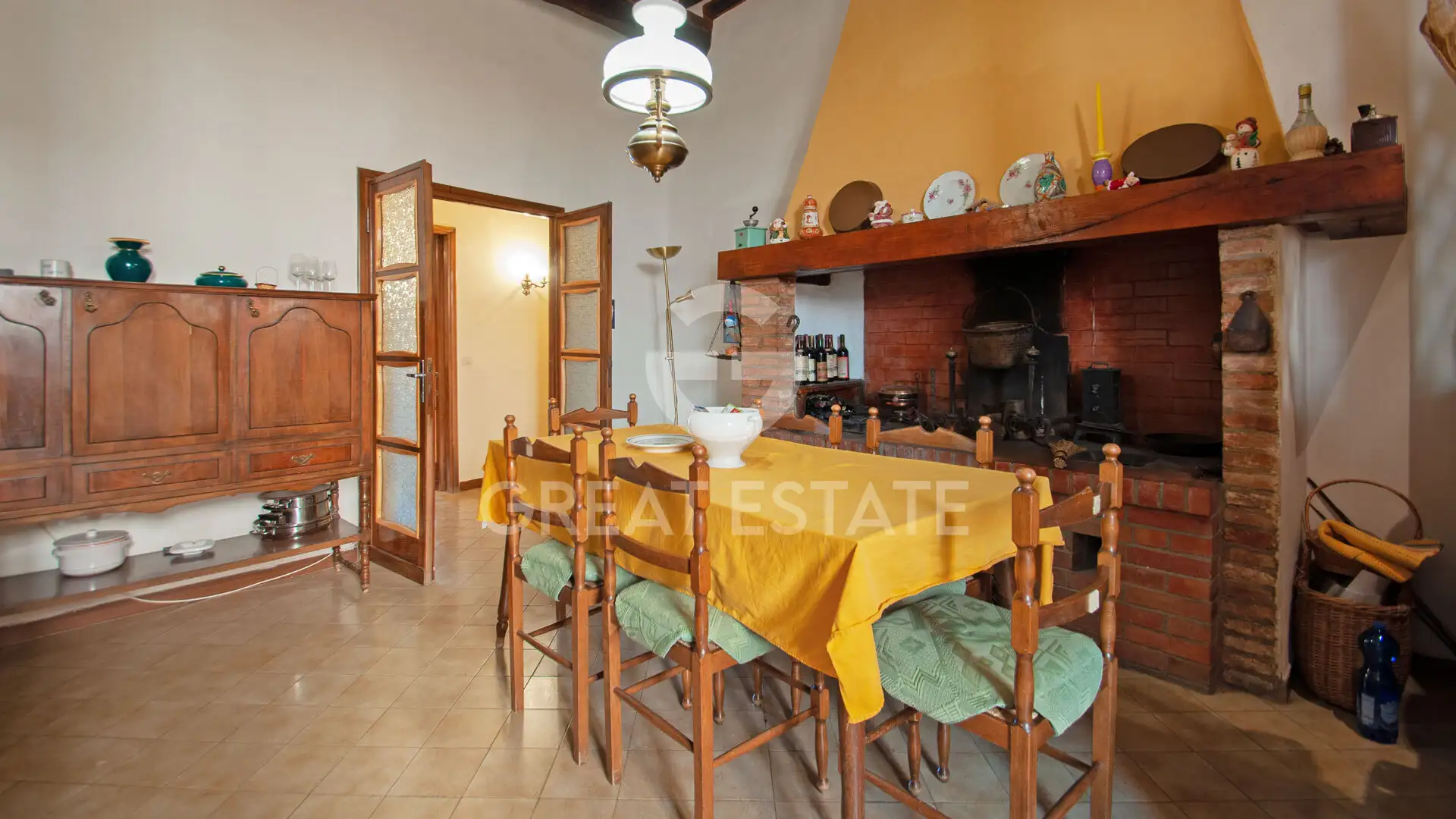 Flat 310m² in Italy, Siena. Priced at 420000€ rent photo-7