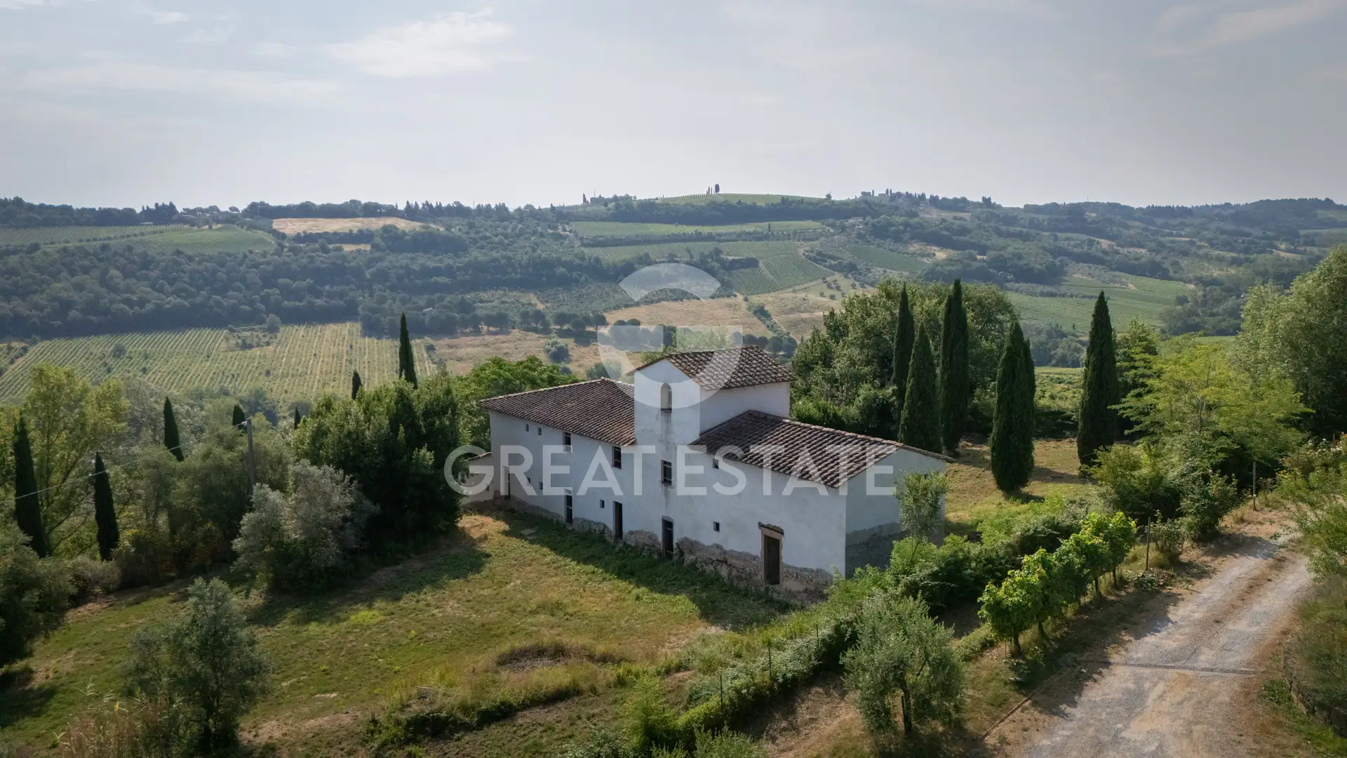 House 660m² in Italy, Florence. Priced at 950000€ rent photo-6