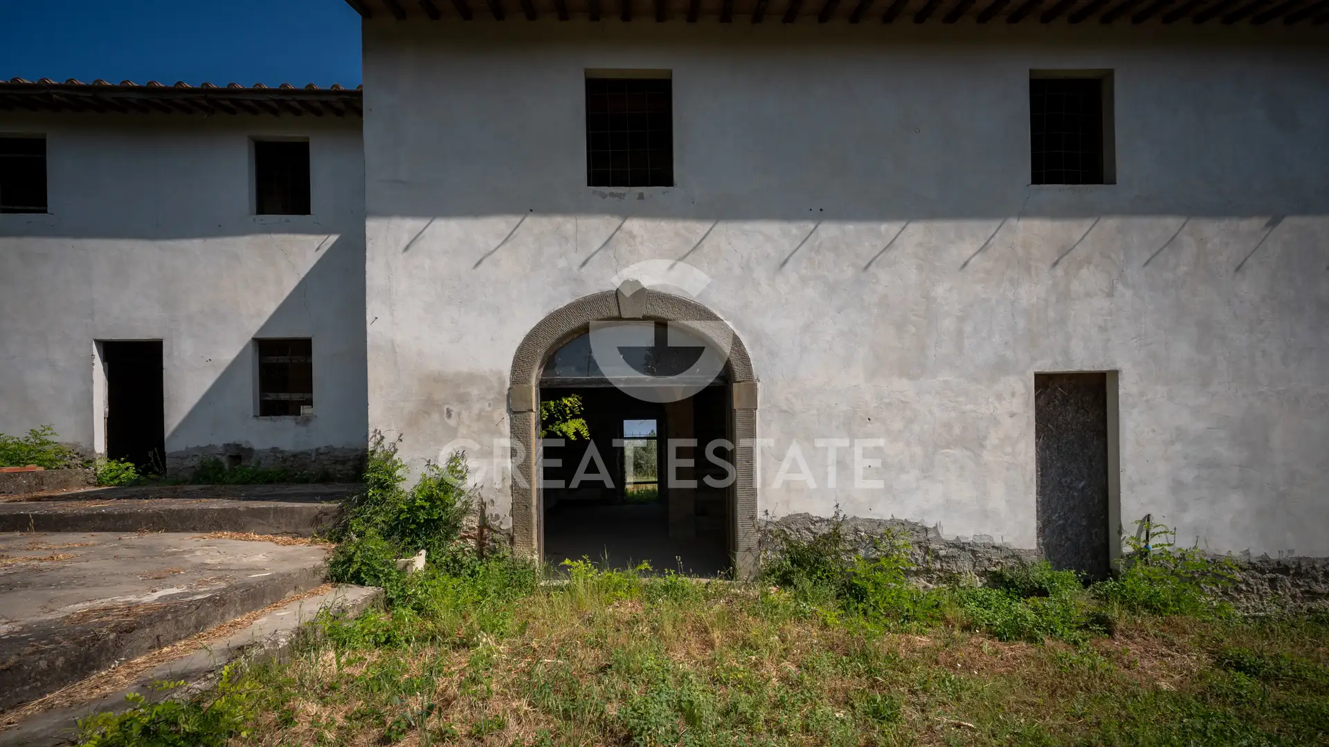 House 660m² in Italy, Florence. Priced at 950000€ rent photo-10