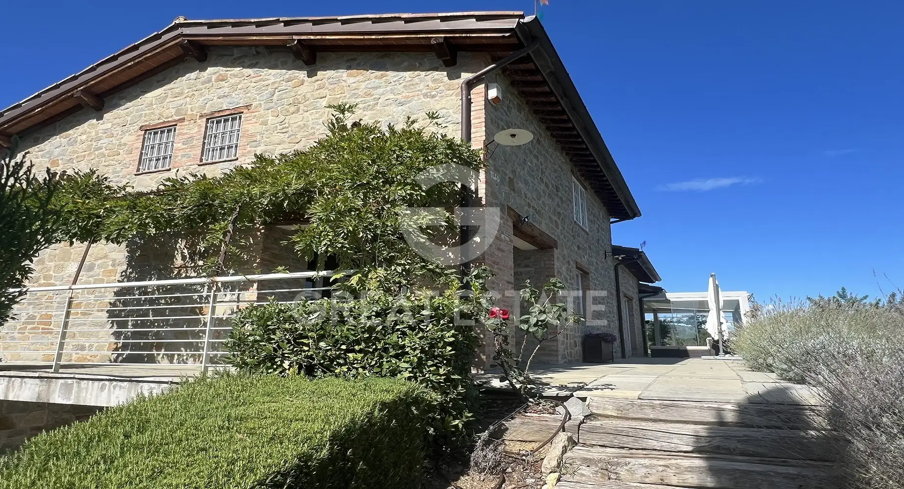 House 303m² in Italy, Perugia. Priced at 875000€ rent photo-7