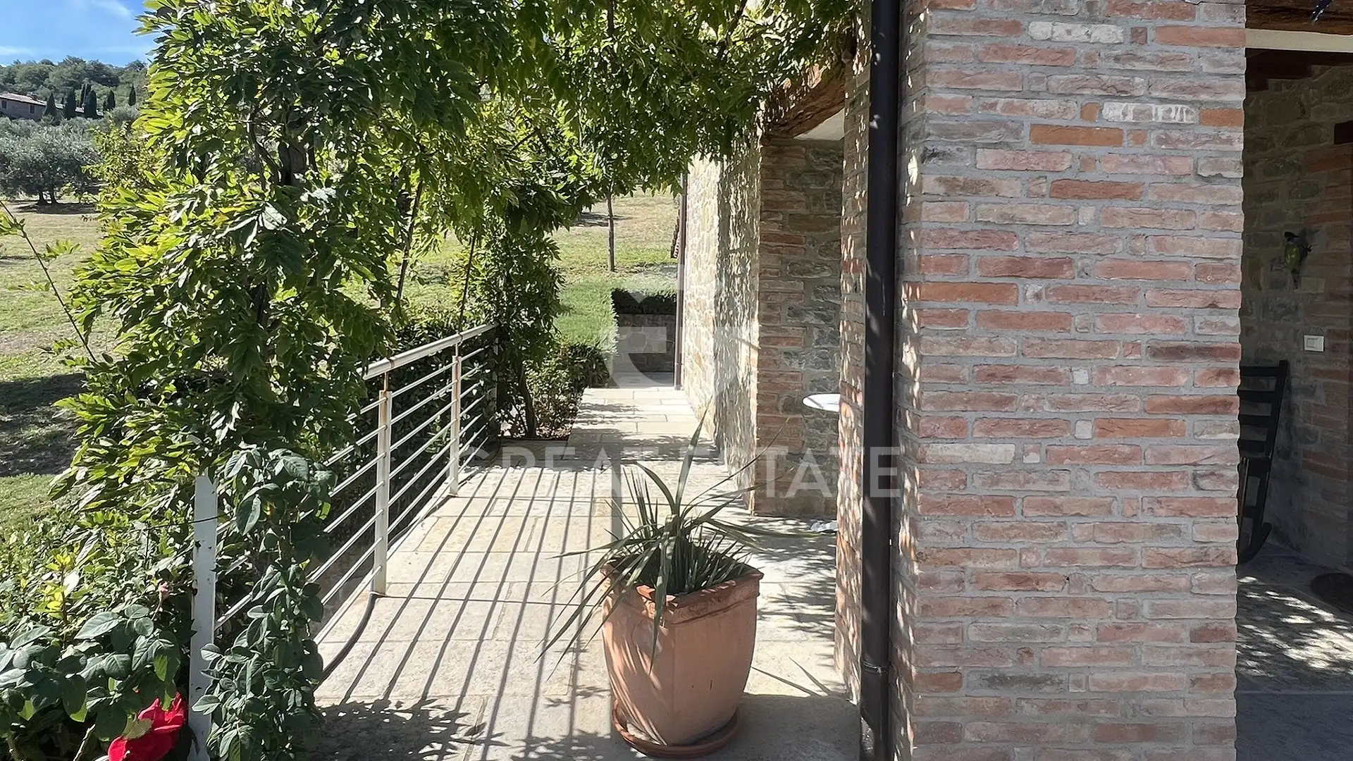House 303m² in Italy, Perugia. Priced at 875000€ rent photo-9